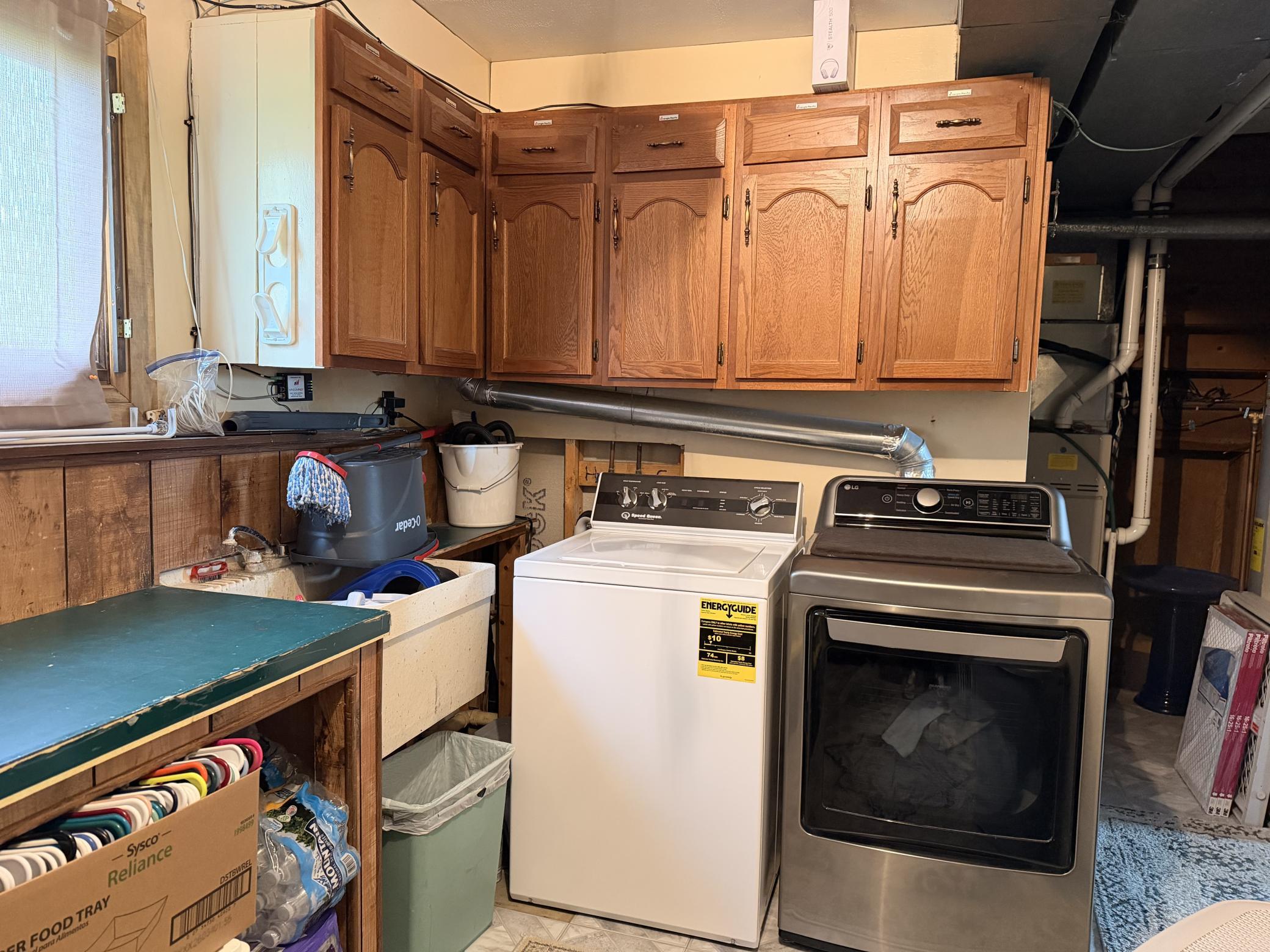 1710 River Road