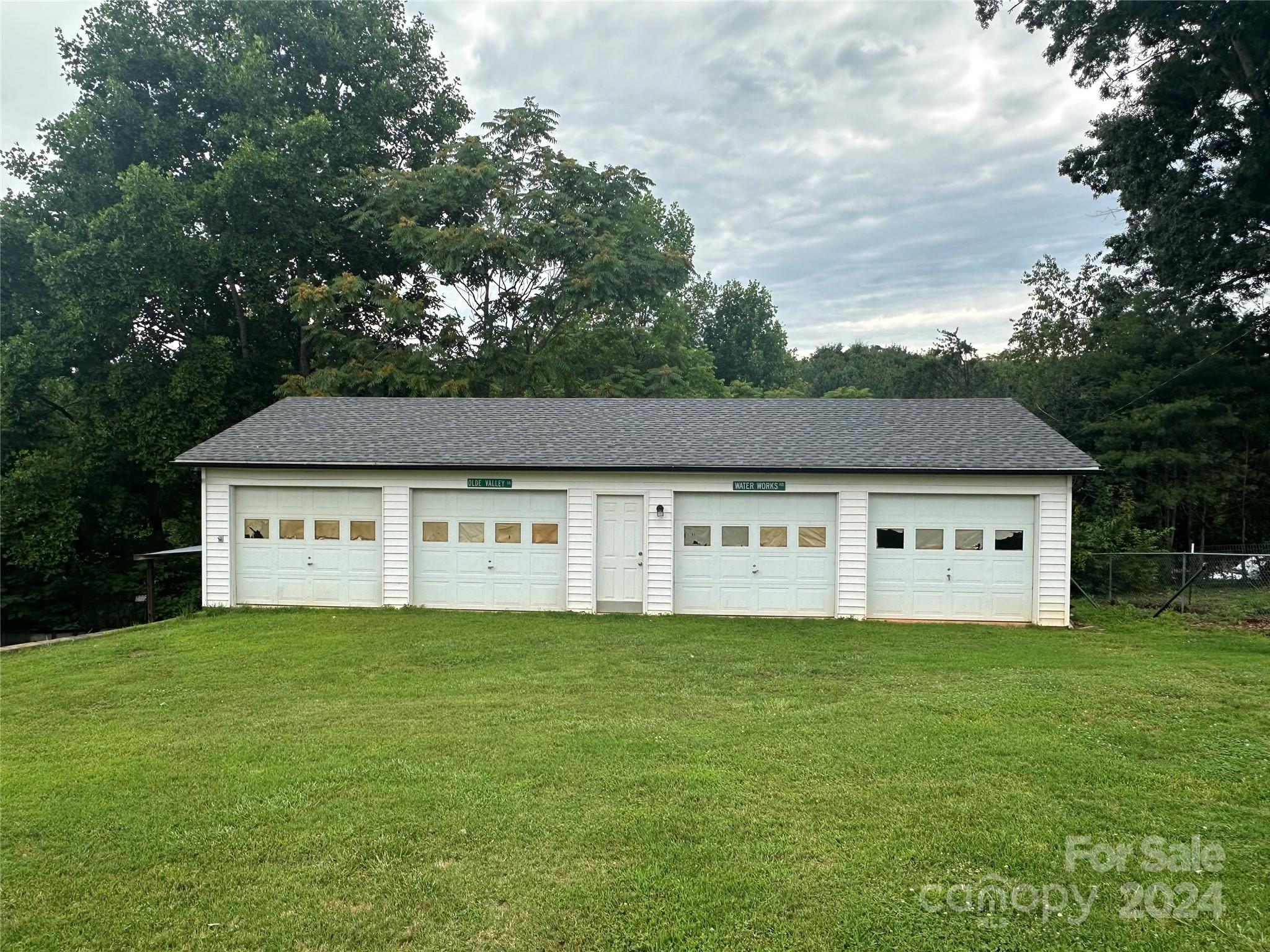 4131 Hill Place