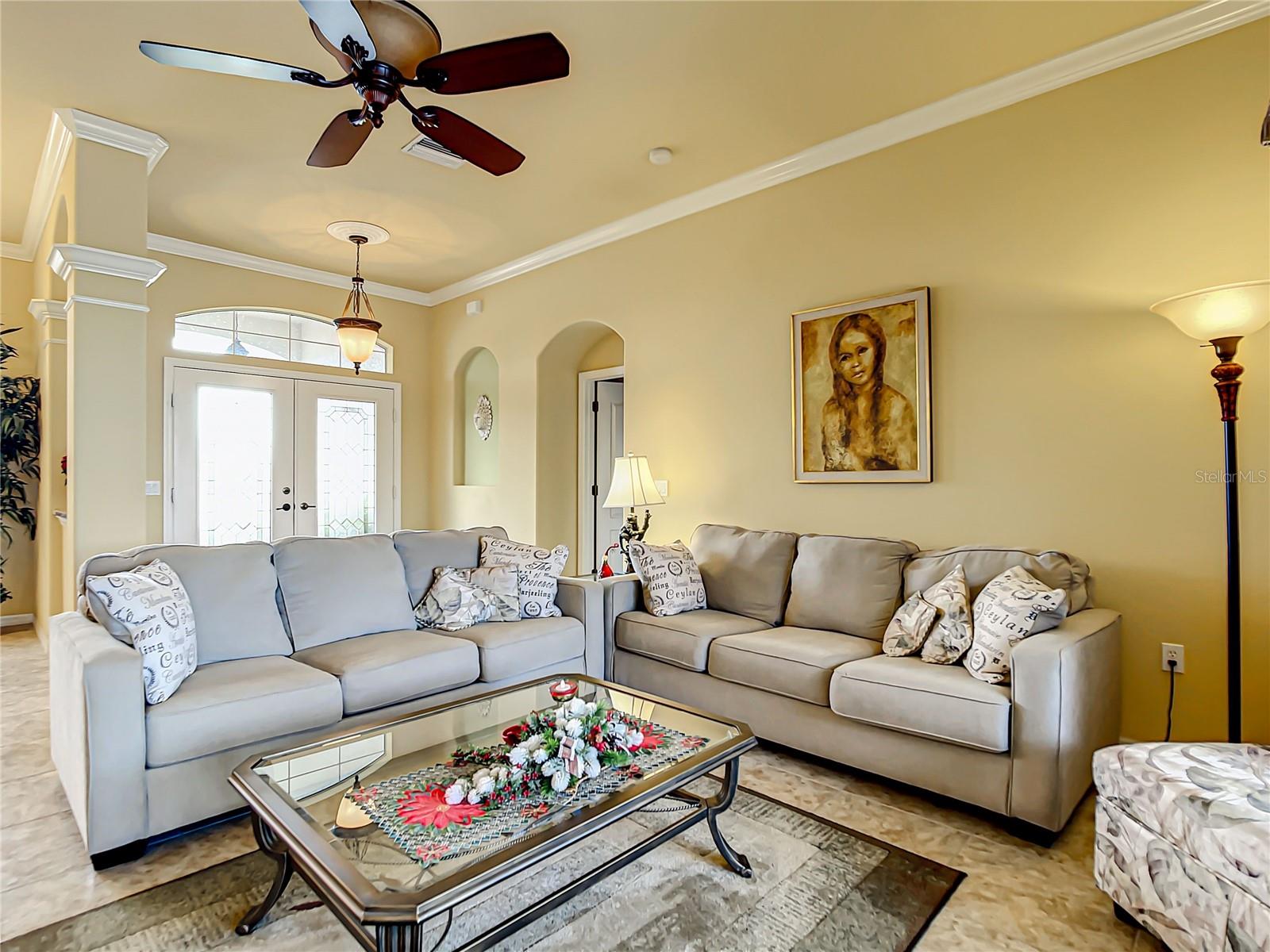 938 Boundary Boulevard