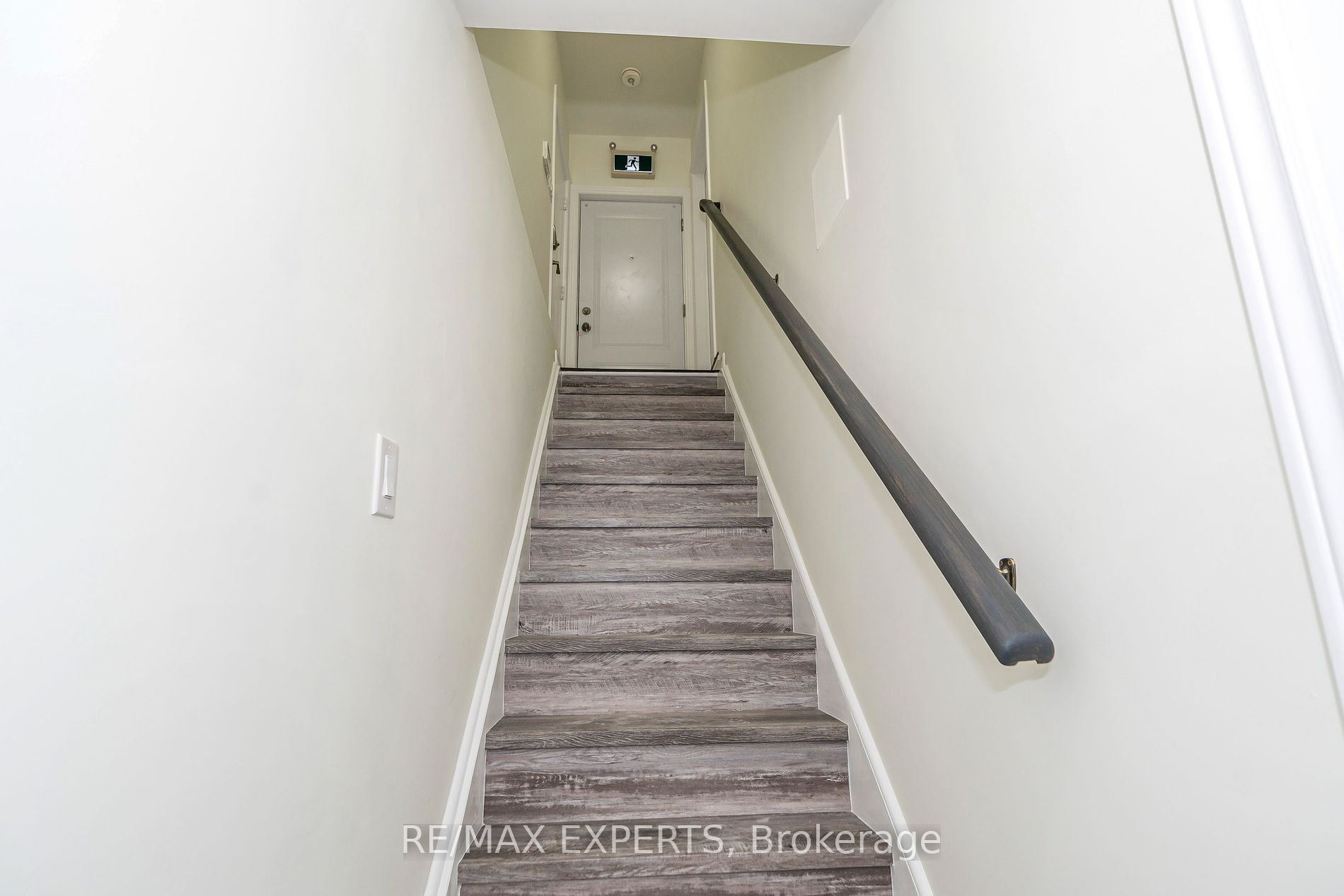 8828 Martin Grove Rd