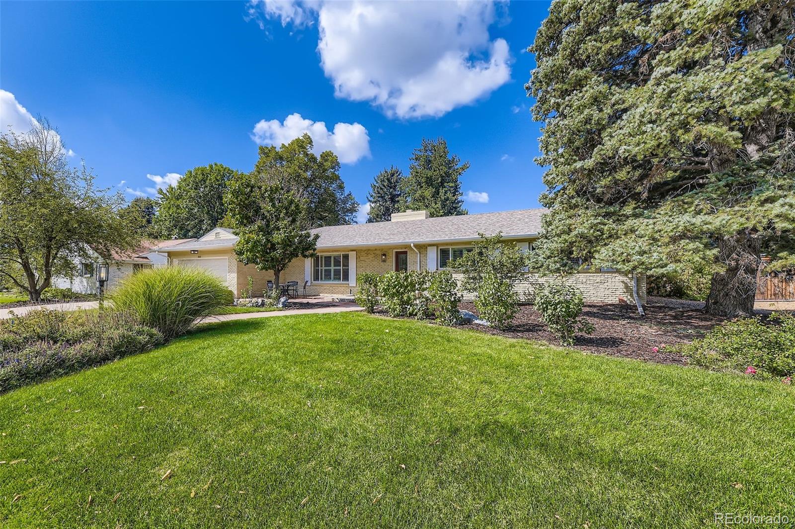 3843 S Elm Street