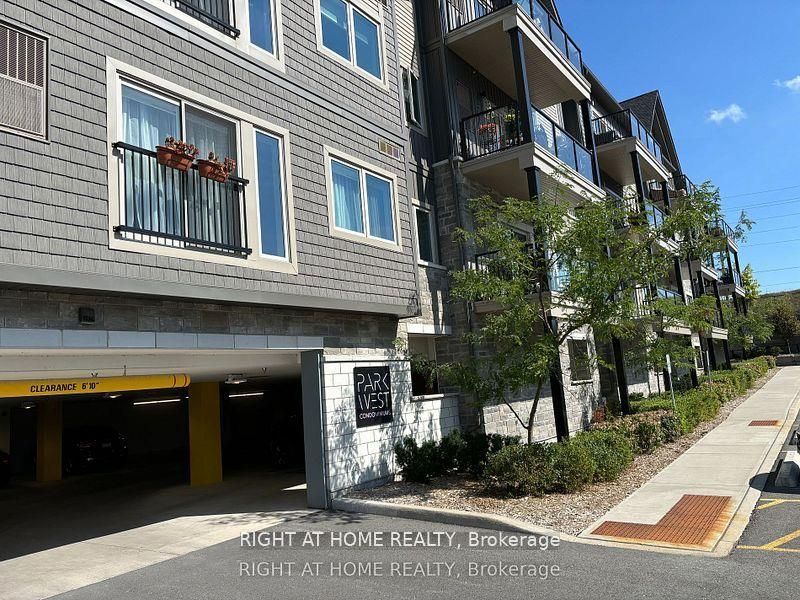 344 Florence Dr 102