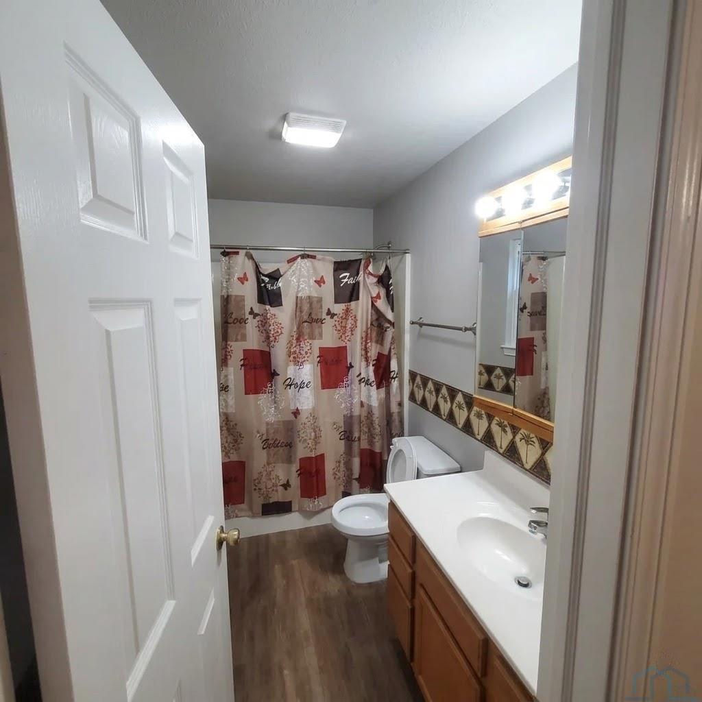 4017 Fieldcrest Drive