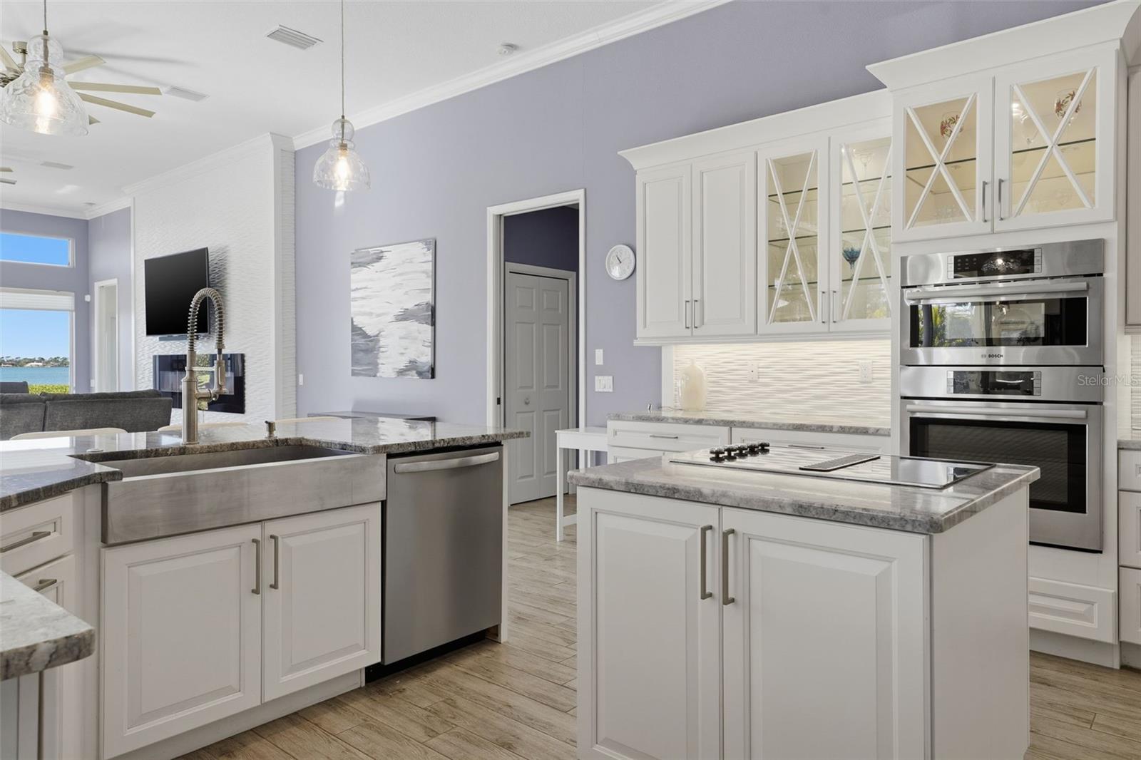 3121 Rivershore Lane