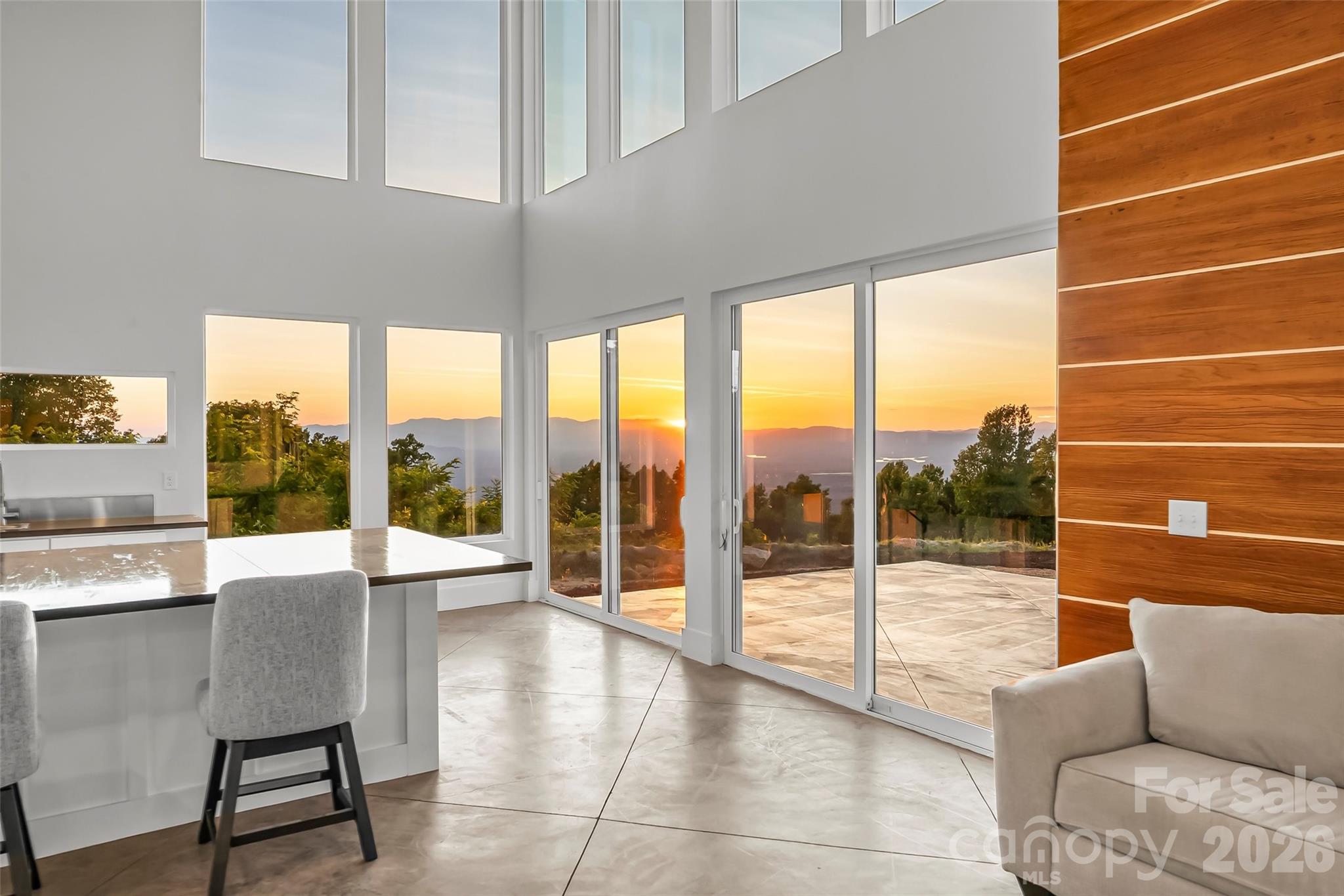 6718 Walkertop Mountain Heights Drive
