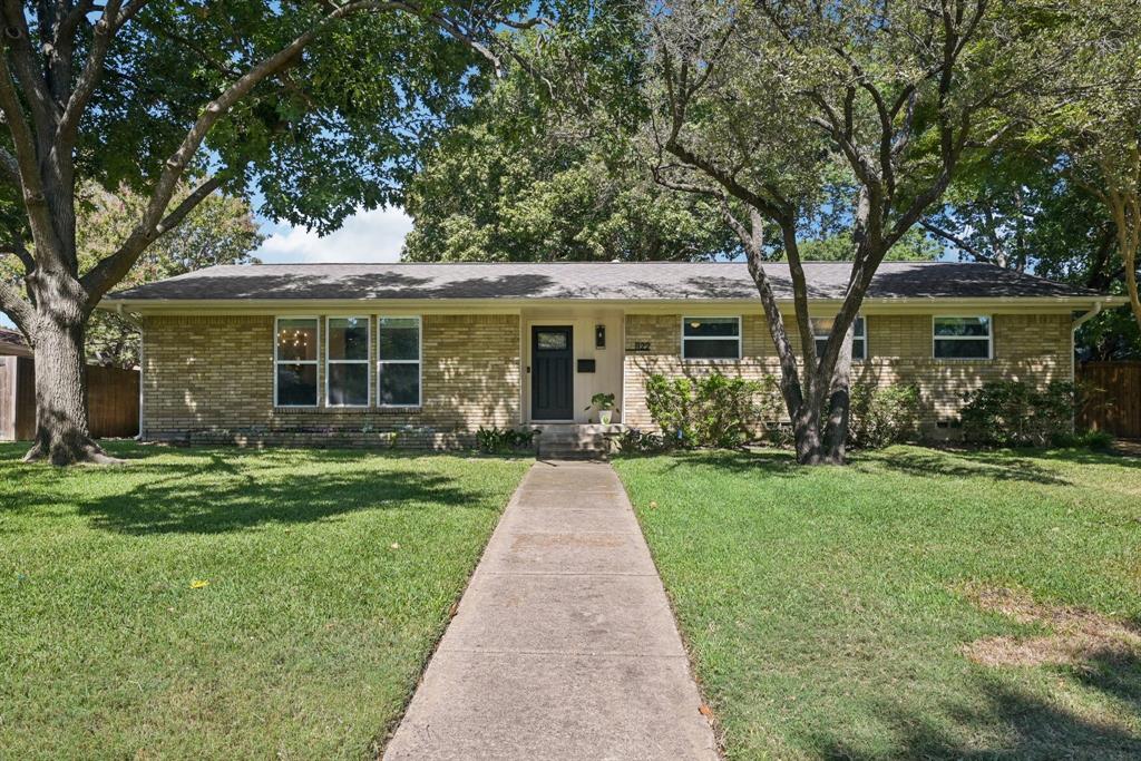 Welcome to 1122 Parkhaven Drive, a beautifully maintained single-story home located in the heart of Richardson. This charming traditional ranch-style home offers a comfortable and functional layout with plenty of natural light and a spacious feel.
Featuring 4 bedrooms and 2.5 Bathrooms, this home boasts an open-concept kitchen with abundant cabinet and counter space, and a seamless flow into the dining and living areas — perfect for gatherings. The primary suite includes a walk-in closet, dual vanities, and a oversized shower for a relaxing retreat.
Enjoy the outdoors with a large fenced backyard, ideal for pets, play, or entertaining. 
Conveniently located near Richardson ISD schools, parks, shopping, and major highways, this home blends a peaceful neighborhood feel with easy access to everything DFW has to offer.