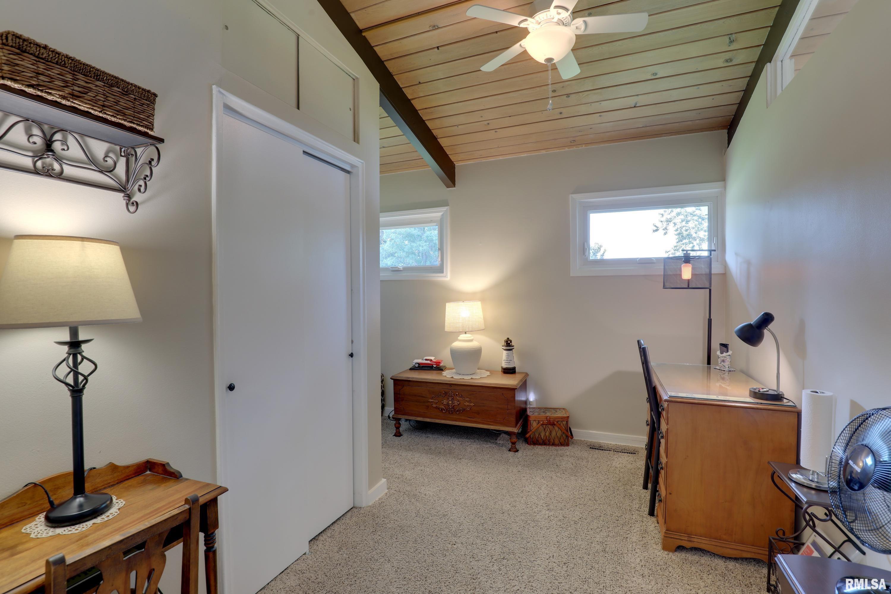 728 Ridgewood Drive