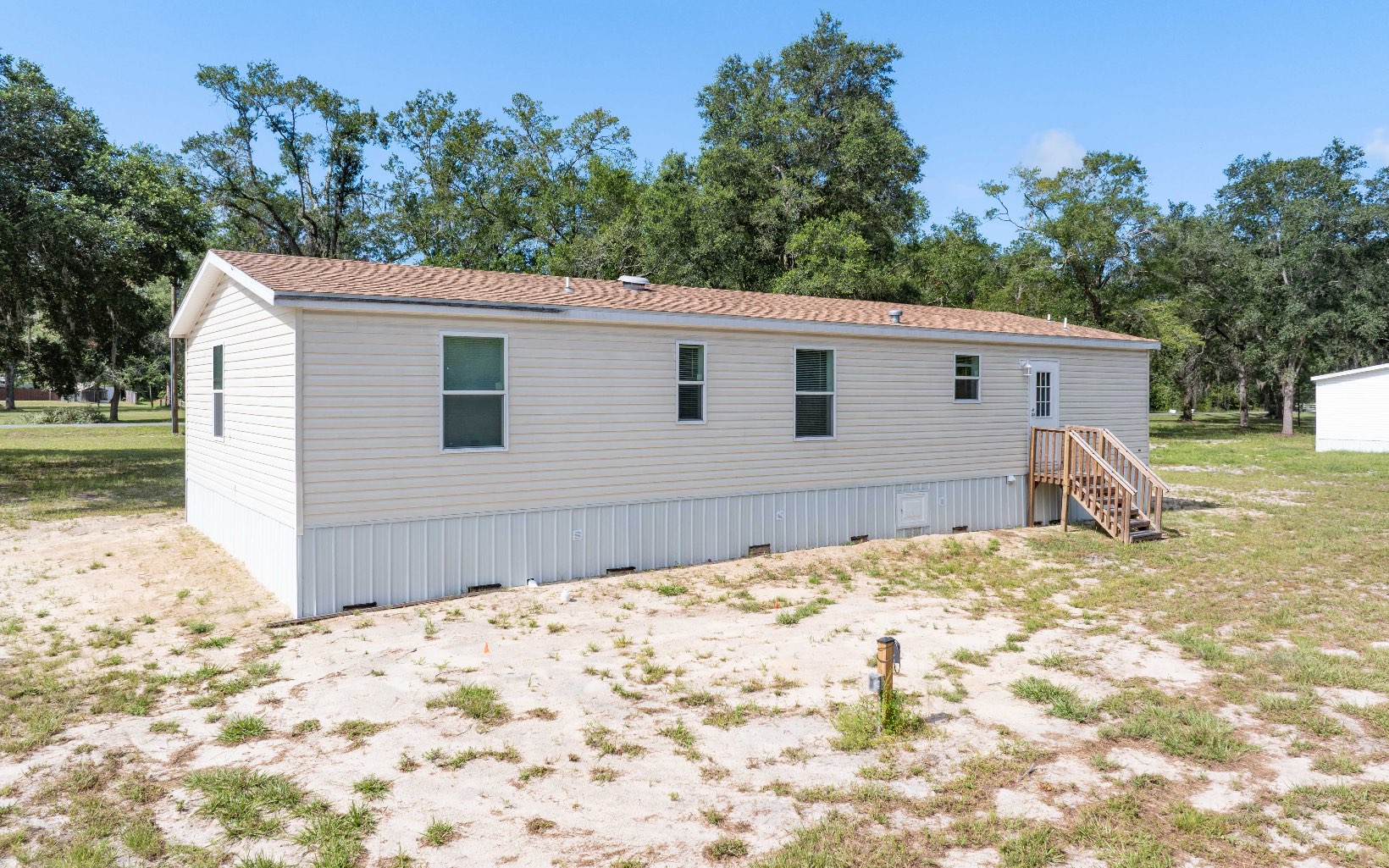 305 NW Ivy Gln