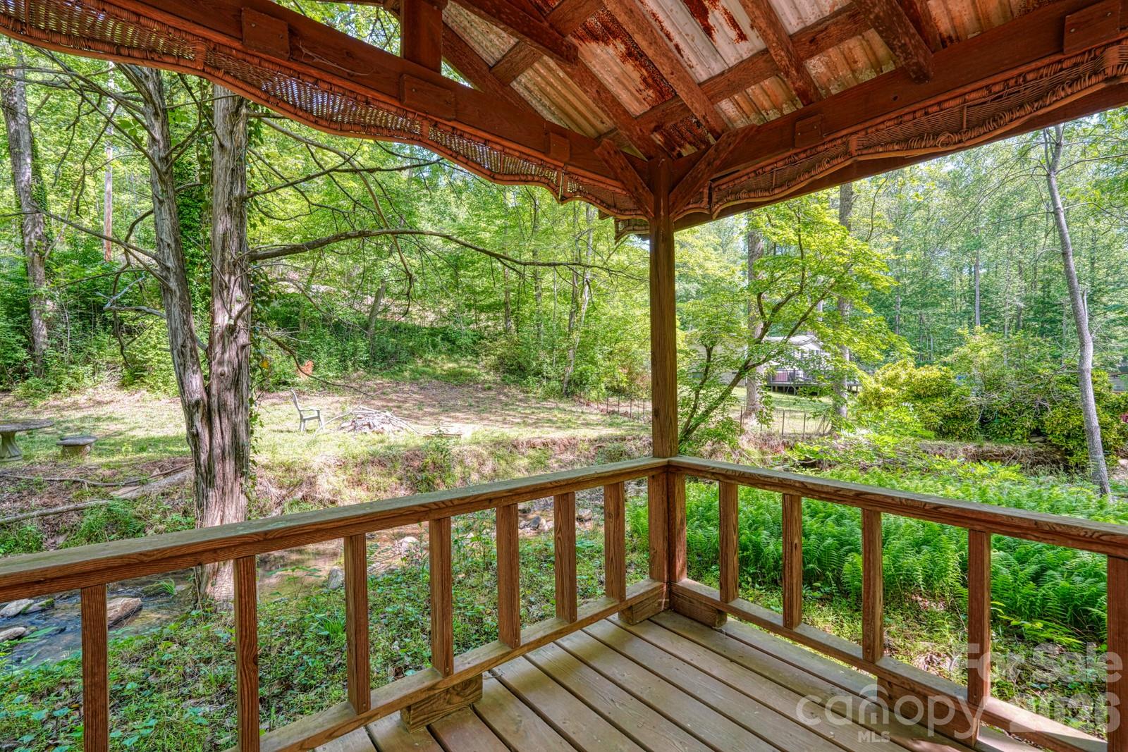 123 Little Rock Way