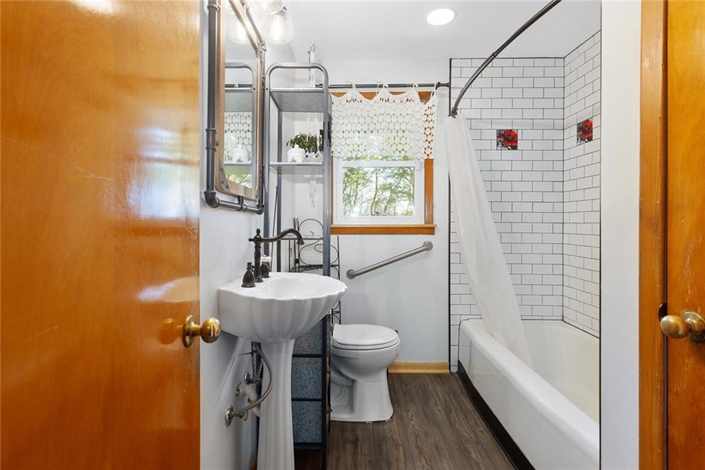 9382 N Cookingham Drive