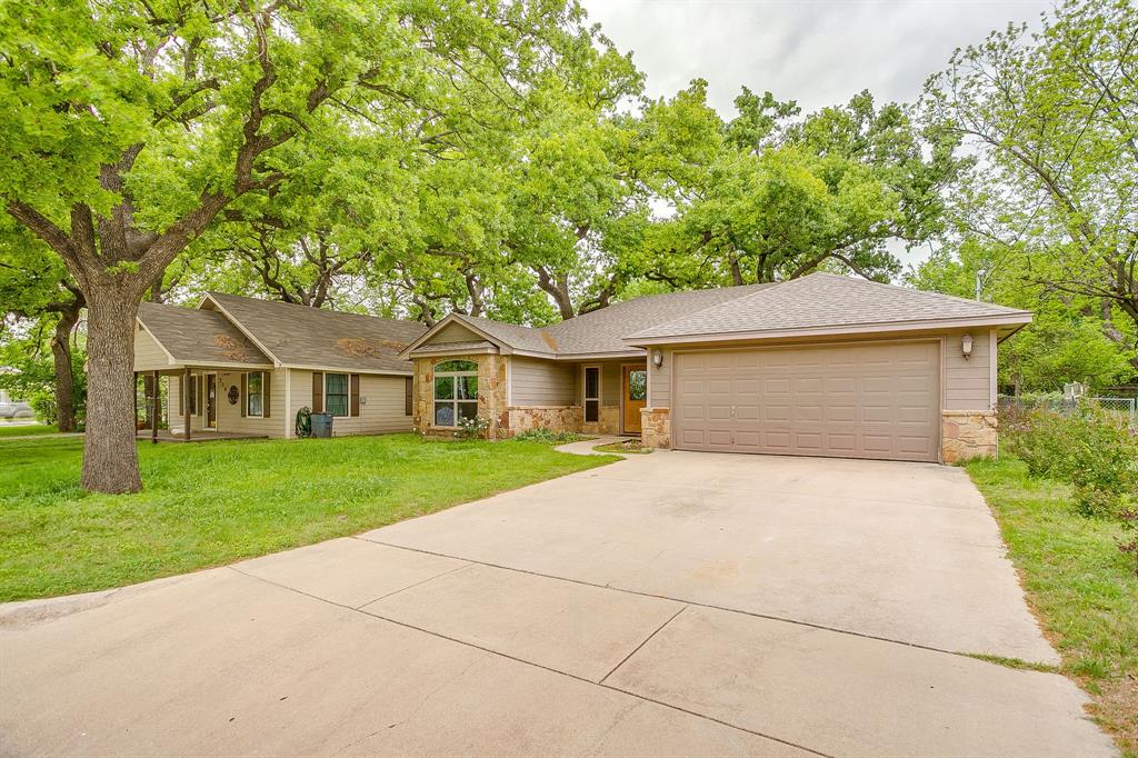 212 W 1st Street , Weatherford, TX, 