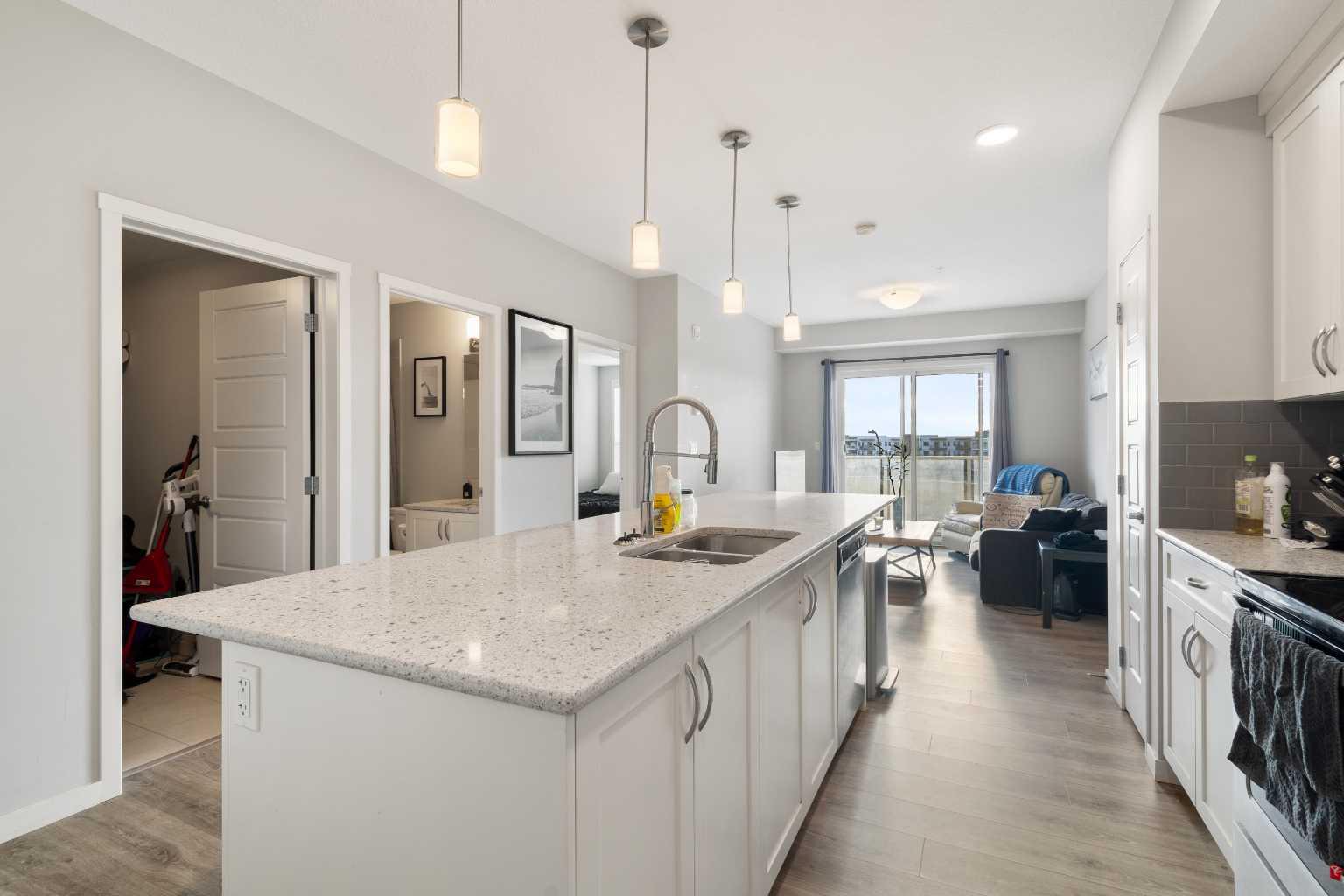 20 Seton Park SE 305