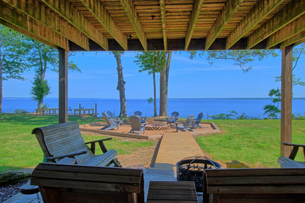 4565 Carters Ferry Rd