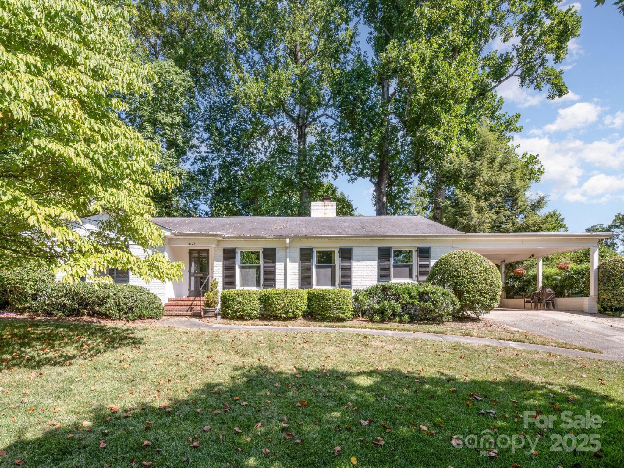 Beautifully decorated ranch on quiet, secluded, cul-de-sac behind Charlotte Country Club. 3 season sun porch off of the den and kitchen area.  Large, private, back yard.  A great opportunity to hold on to and build later.