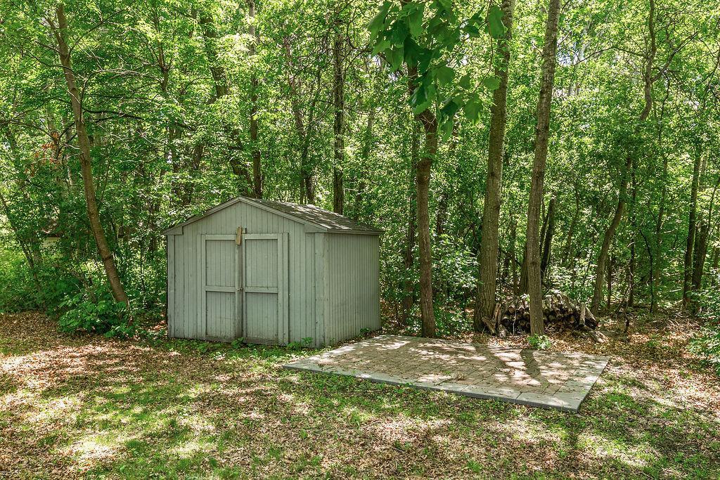 1734 Maple Court