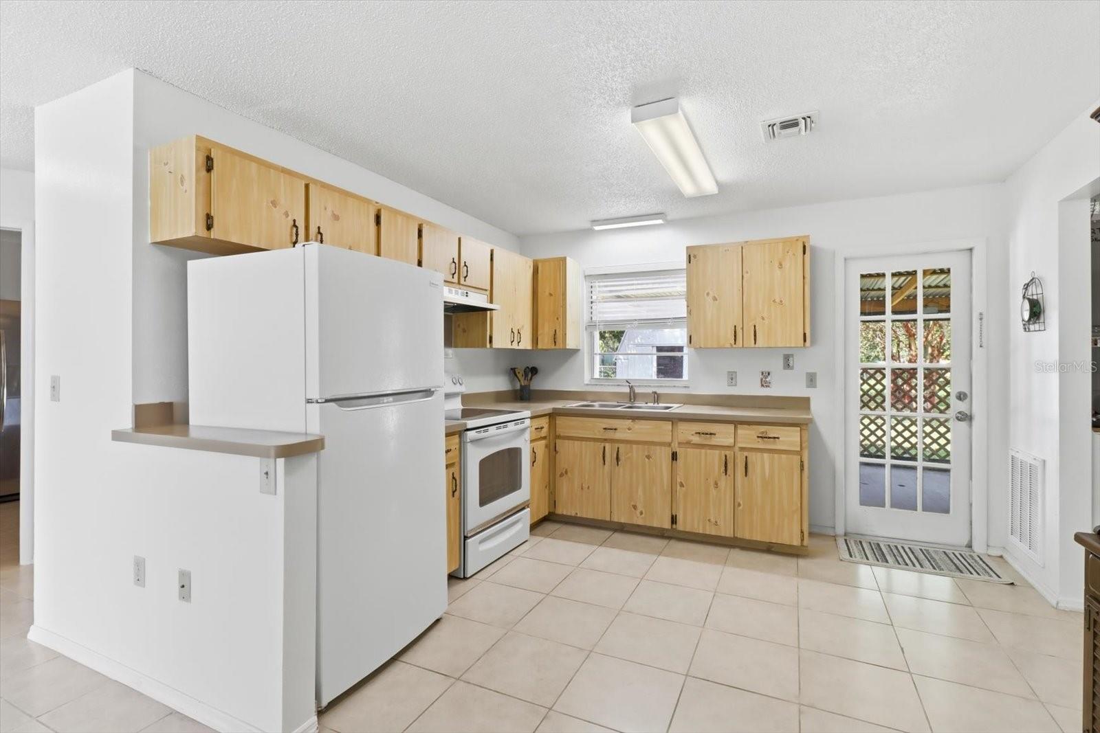 3850 S Flamingo Terrace