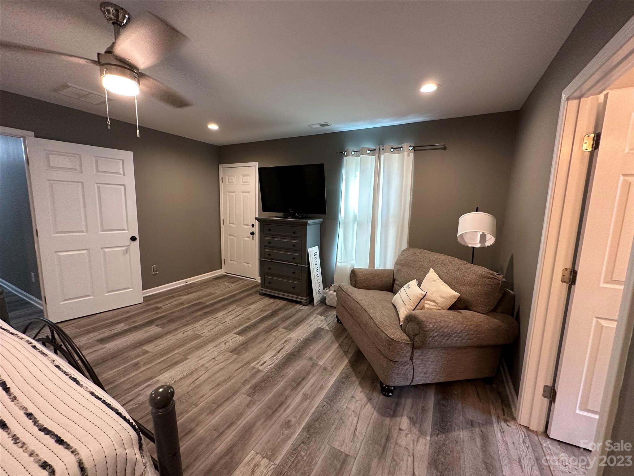 141 Deer Ridge Drive