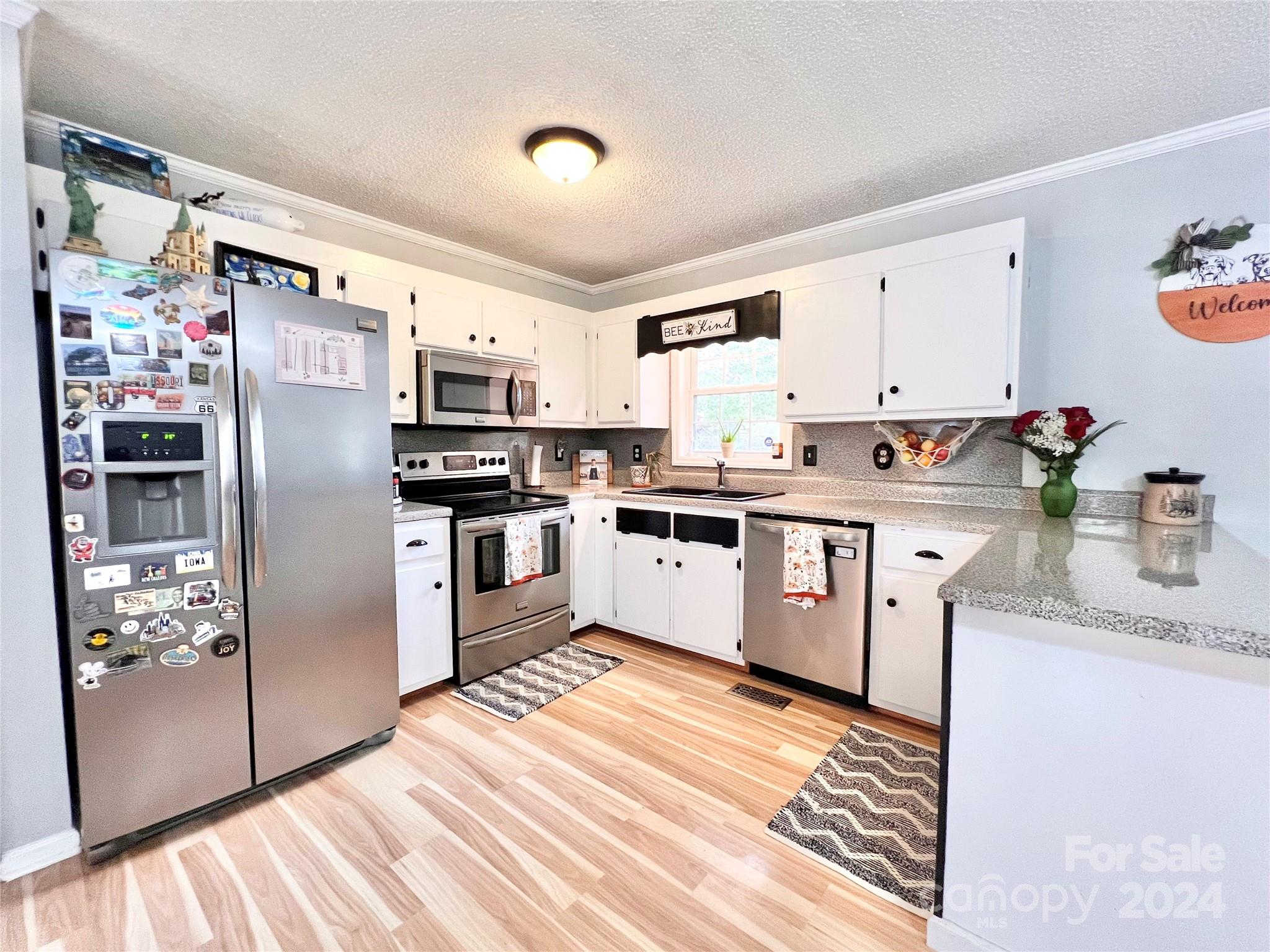 2115 Blue Ridge Circle
