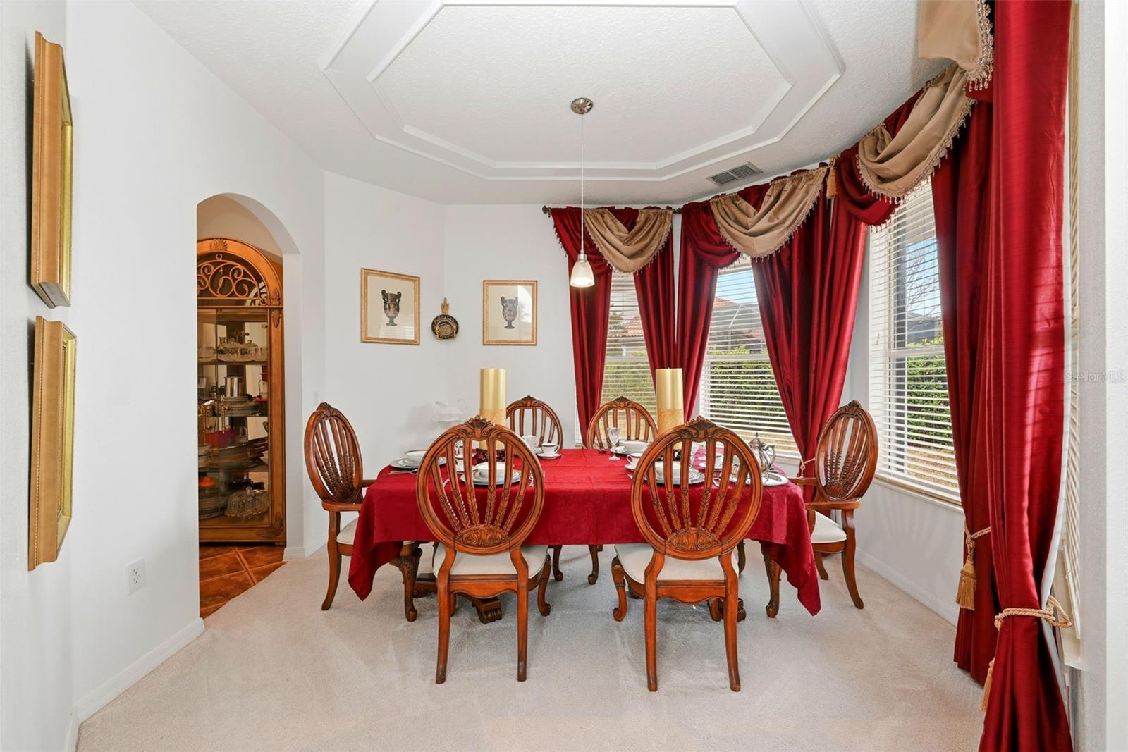 910 Lascala Drive