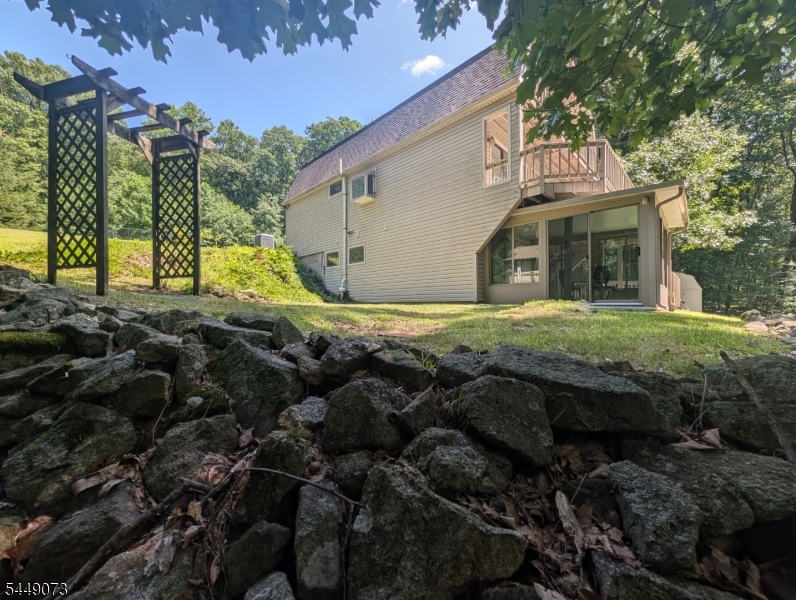 352 Buckhorn Dr