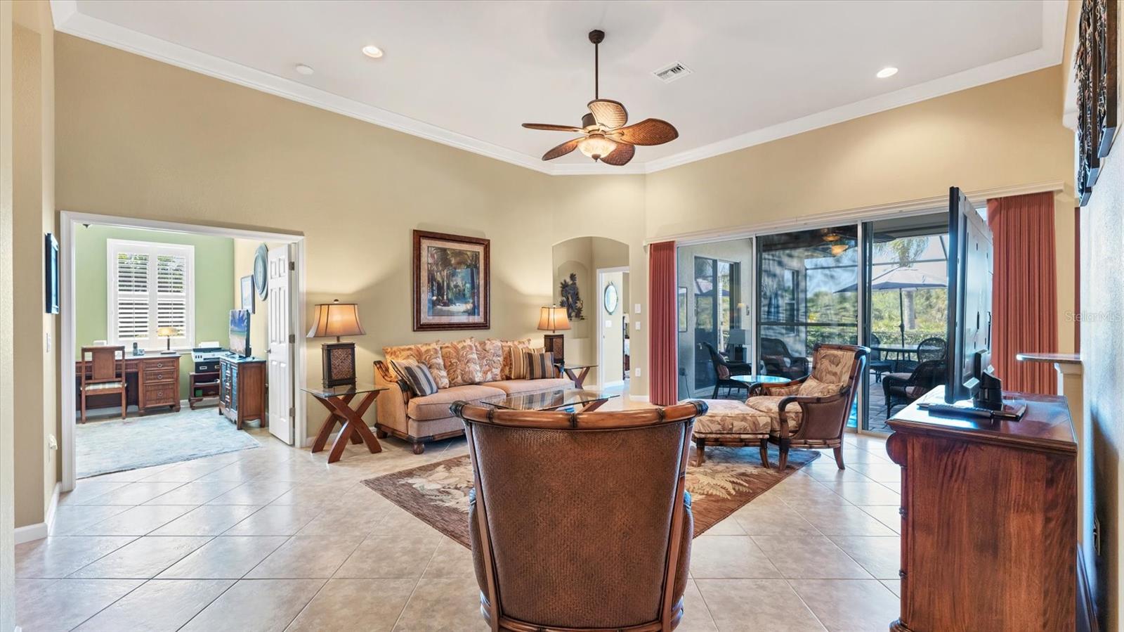 13392 Creekside Lane