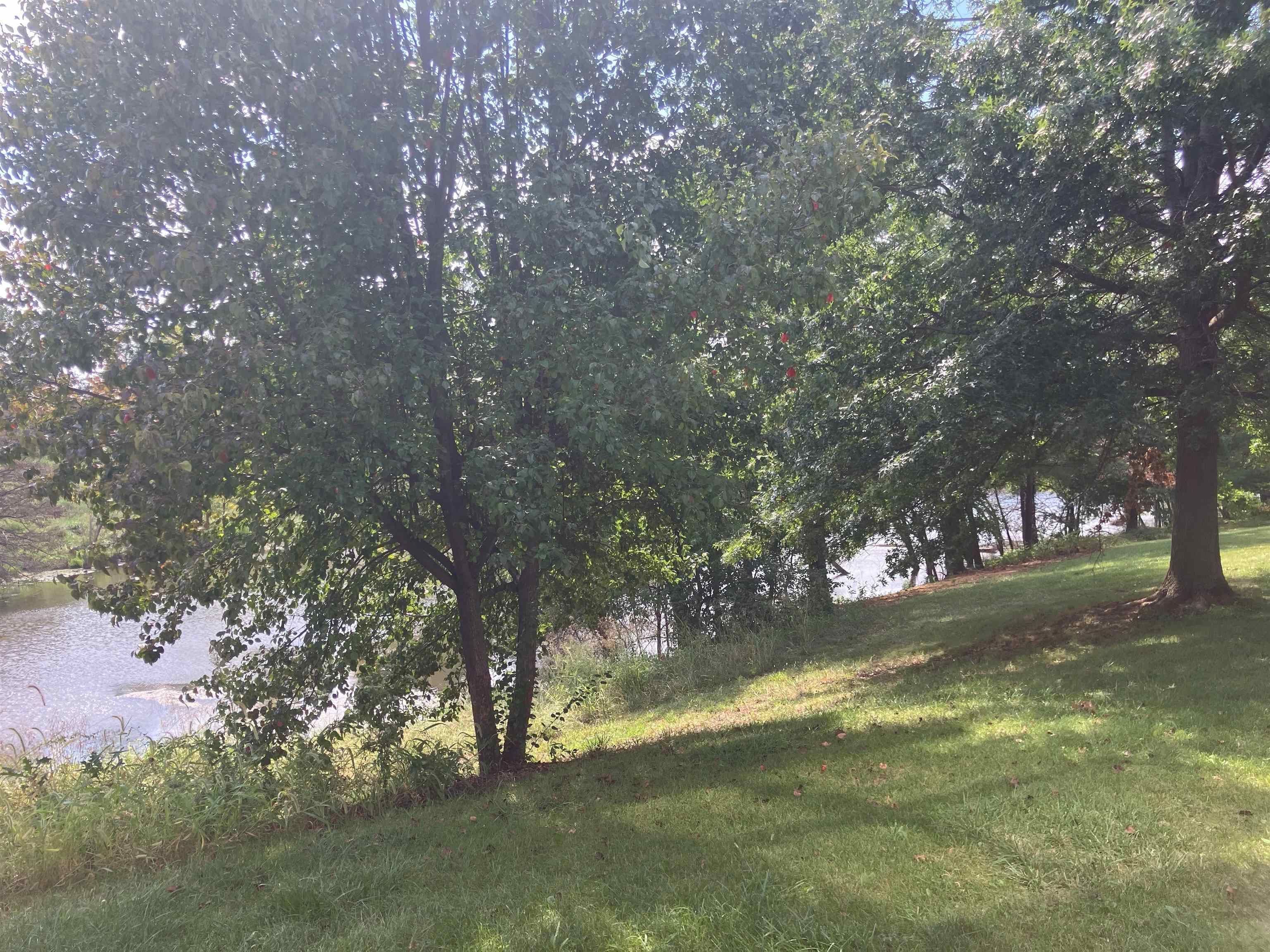 4932 Lake View Drive