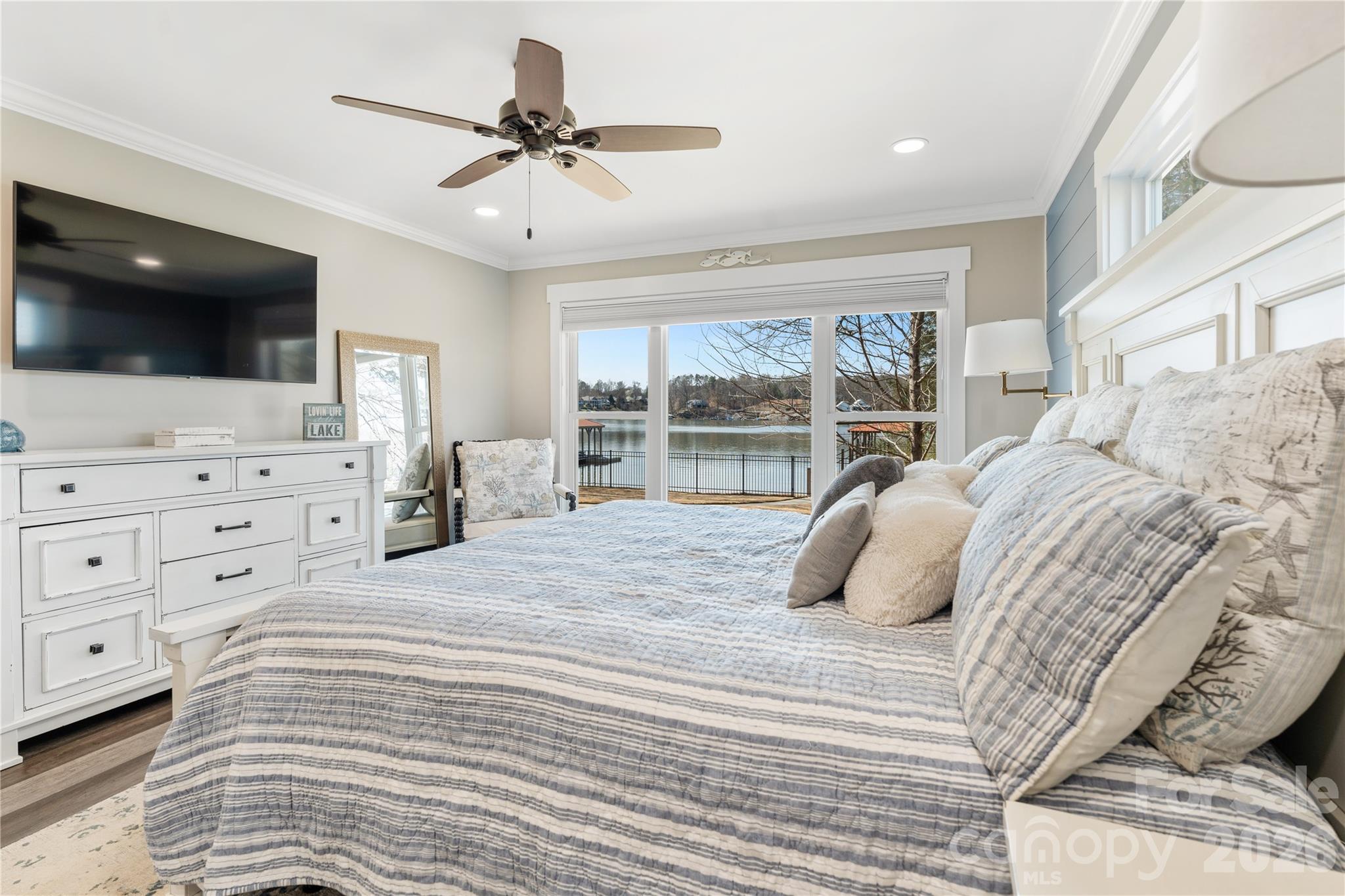 6852 Locke Drive