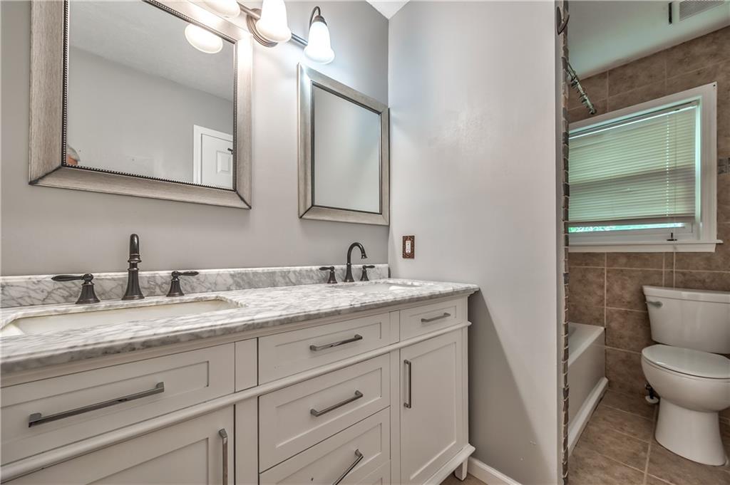 529 SW Windmill Lane