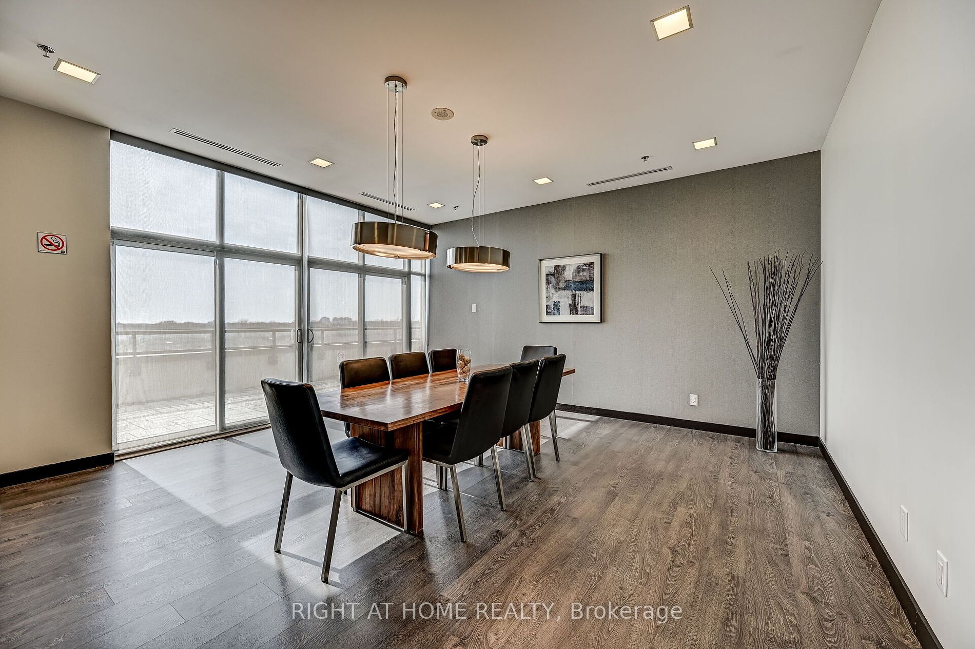 11 Superior Ave 207