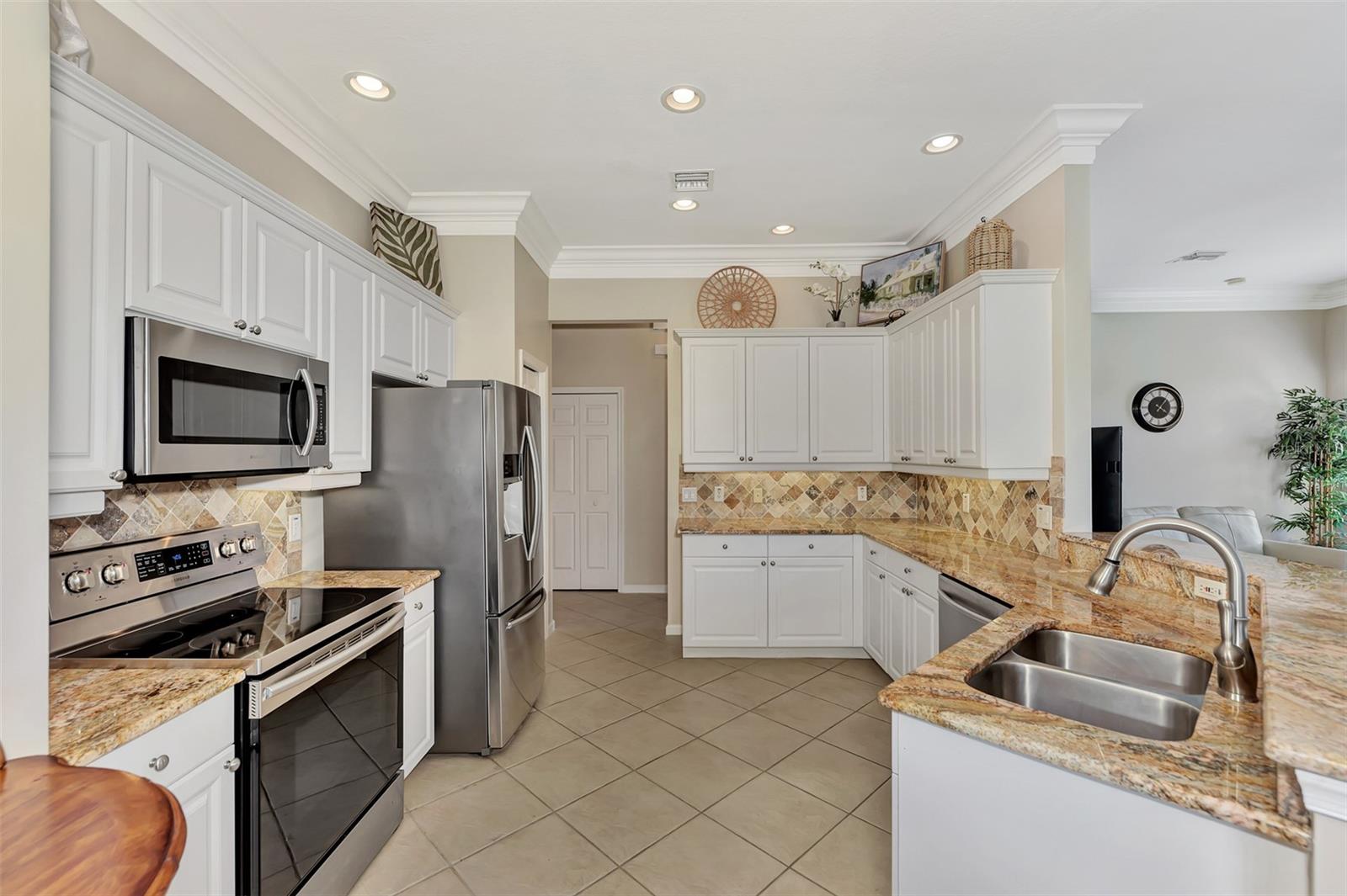 2619 Wax Myrtle Court