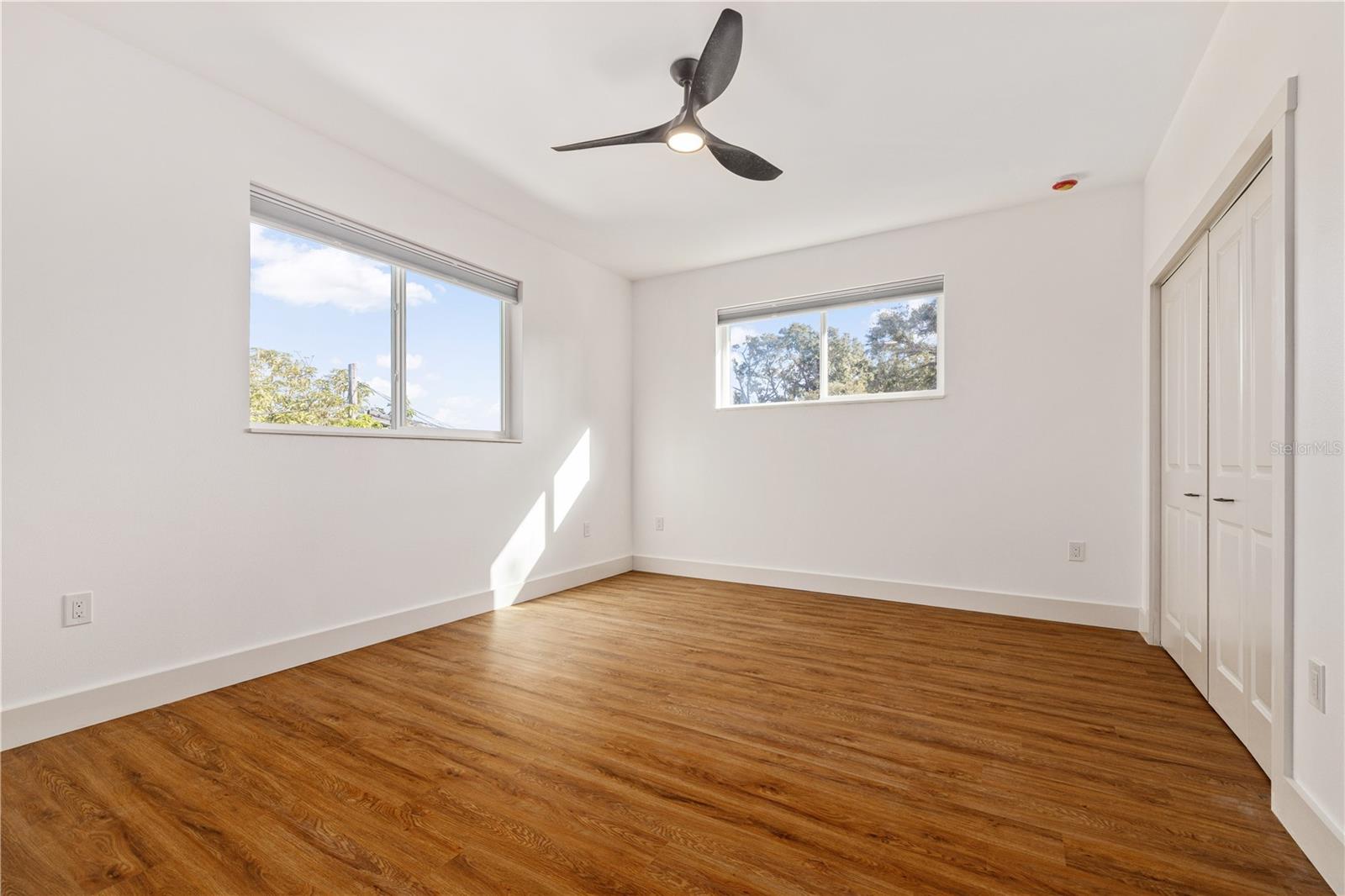 2727 W Chestnut Street