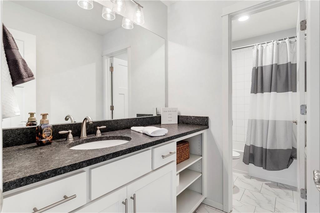 21361 W 117th Terrace 21c