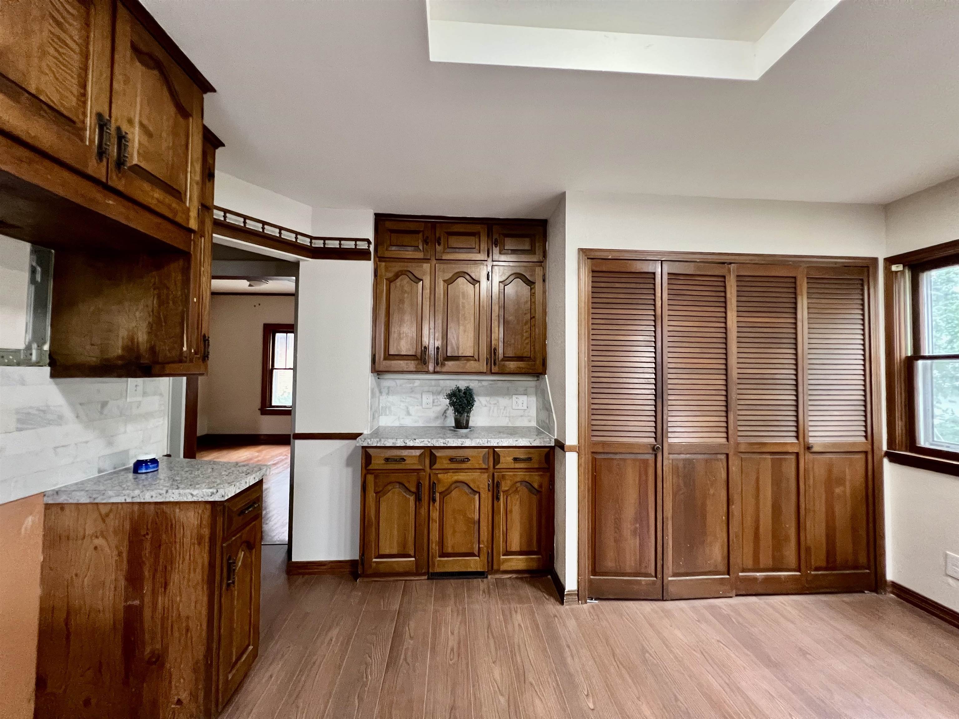 215 N 3rd