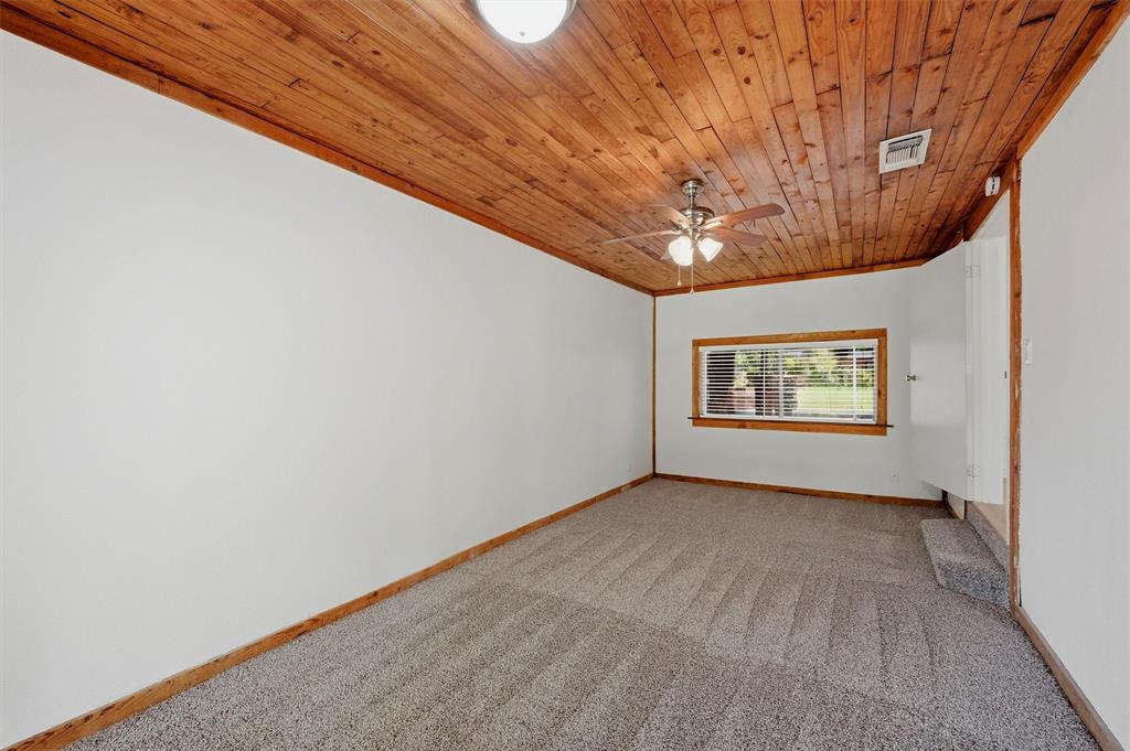1020 W Brockett Street