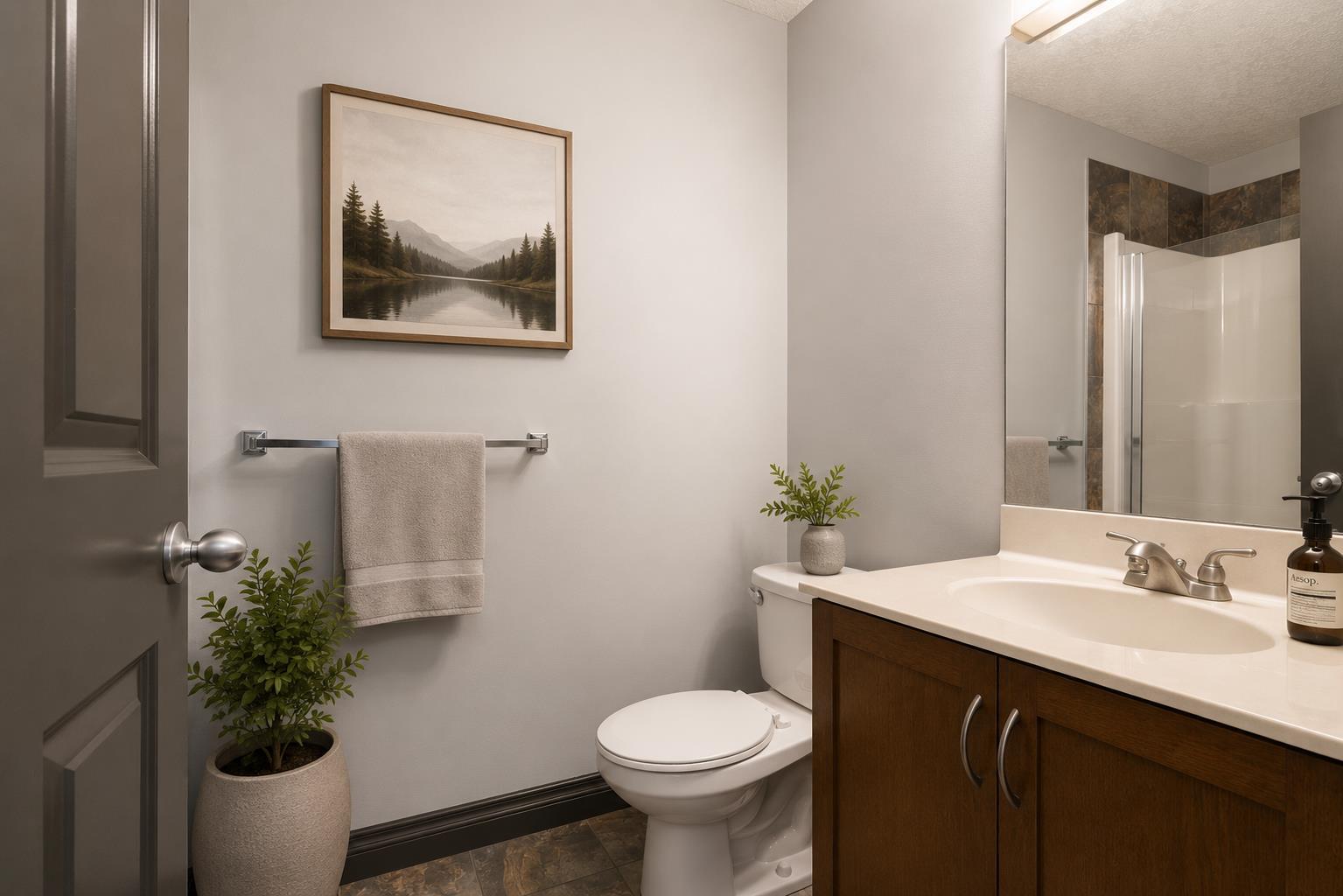10 Hemlock Crescent SW 306