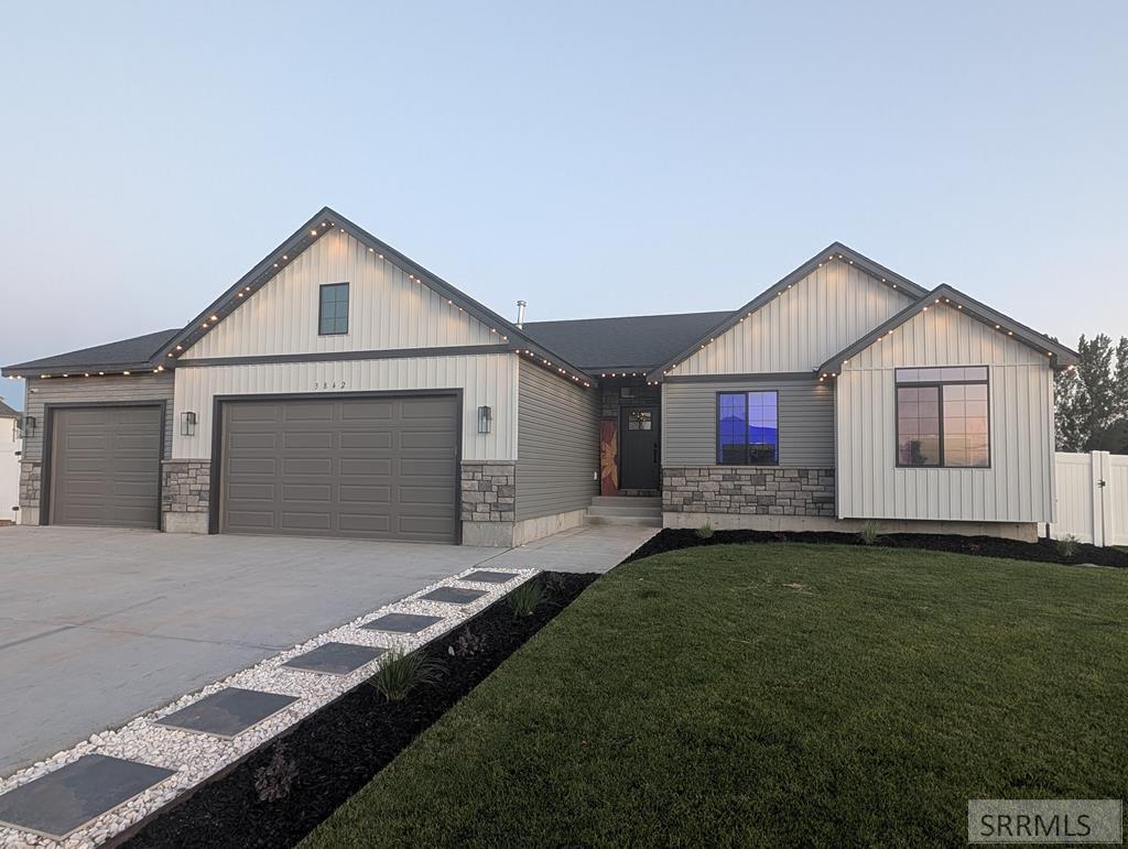 3842 Hidden Valley Drive