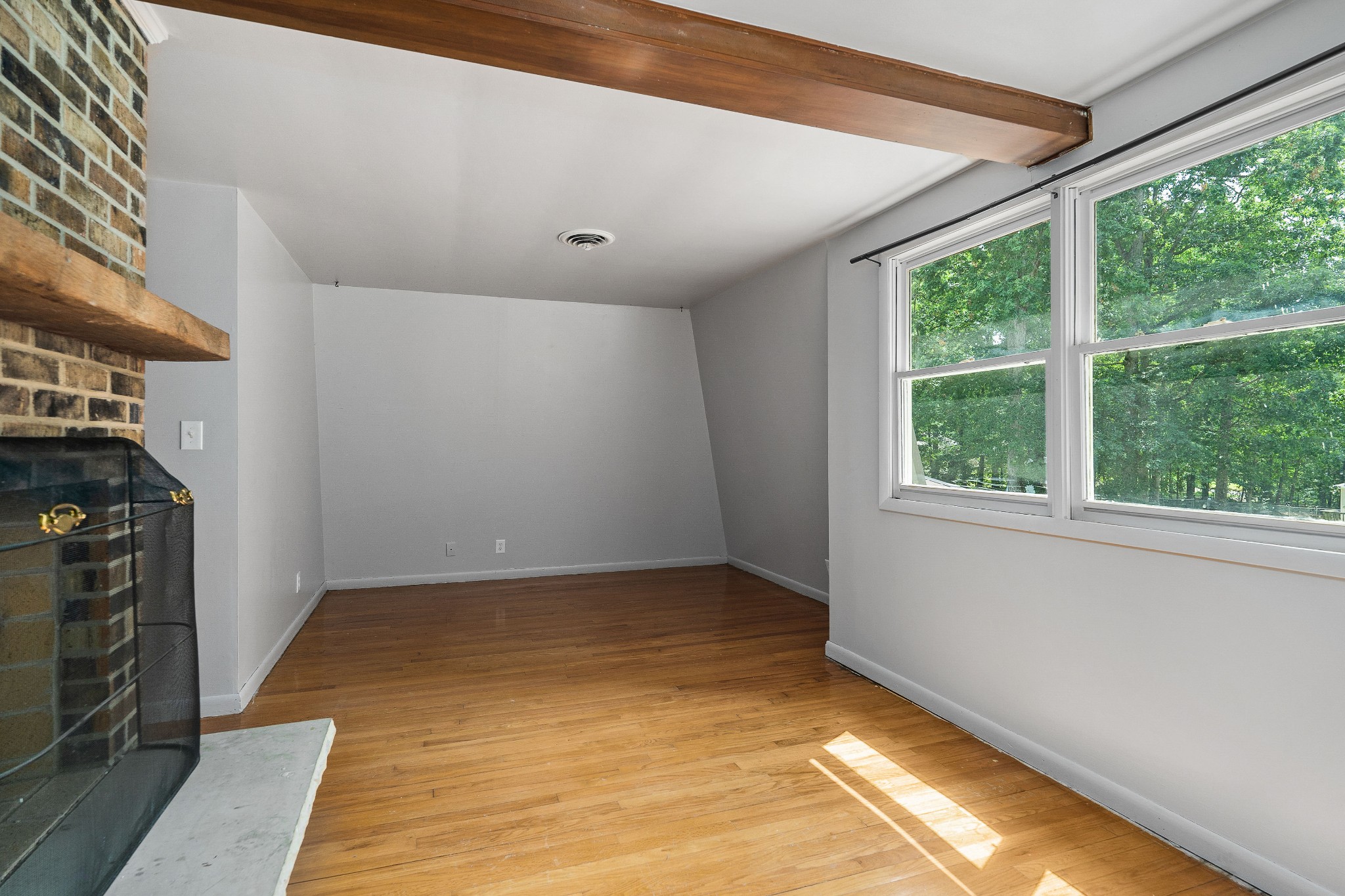 573 Big Hurricane Rd