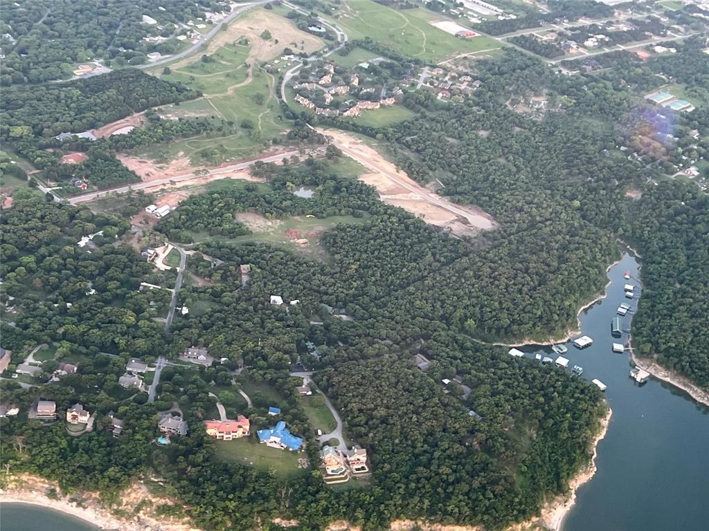 70 ACRES by Lake Texoma!! THE POSSIBILITIES ARE ENDLESS!

Imagine building your Dream Home on 70 acres under beautiful trees enjoying entertaining, spending time with friends and family in your backyard oasis with cookouts, fishing, riding horses, raising cattle, riding atv’s or simply relaxing. An abundance of space for your animals!

INVESTORS & DEVELOPERS! Fantastic 70 Acre property with plenty of room for a Residential Development, a Subdivision, Multifamily on Hwy 289 frontage acreage in Pottsboro by Lake Texoma!  The possibilities are endless!

Hwy 289 Preston frontage located minutes from Highport Marina, Tanglewood Resort on Lake Texoma! Only one hour to Dallas. Minutes to Lake Texoma - close proximity to US HWY 75, Texas-Oklahoma State Line, Shopping, Major Hospital, Restaurants, Choctaw Casino and Entertainment. AG exempt.