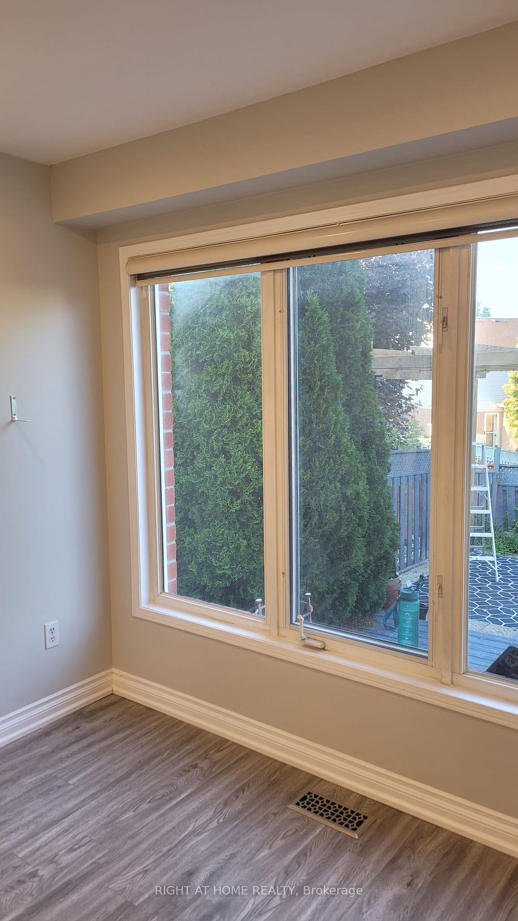 49 Townley Cres