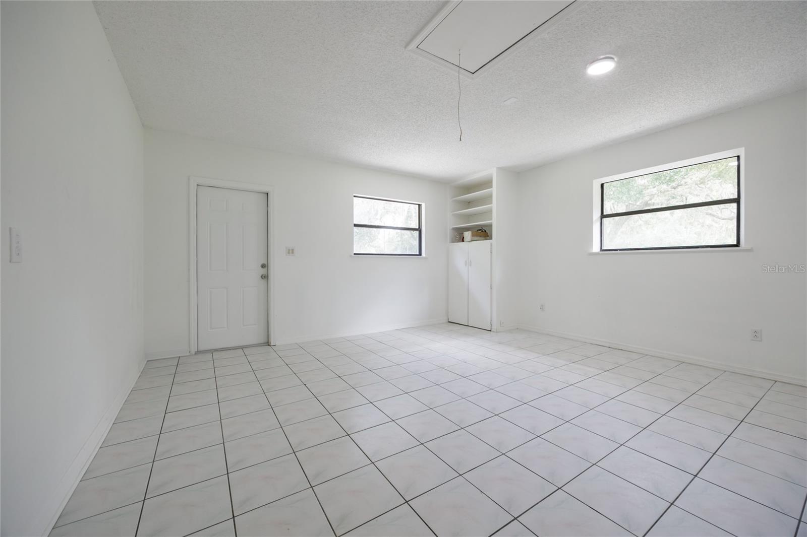 3207 E Withlacoochee Trail