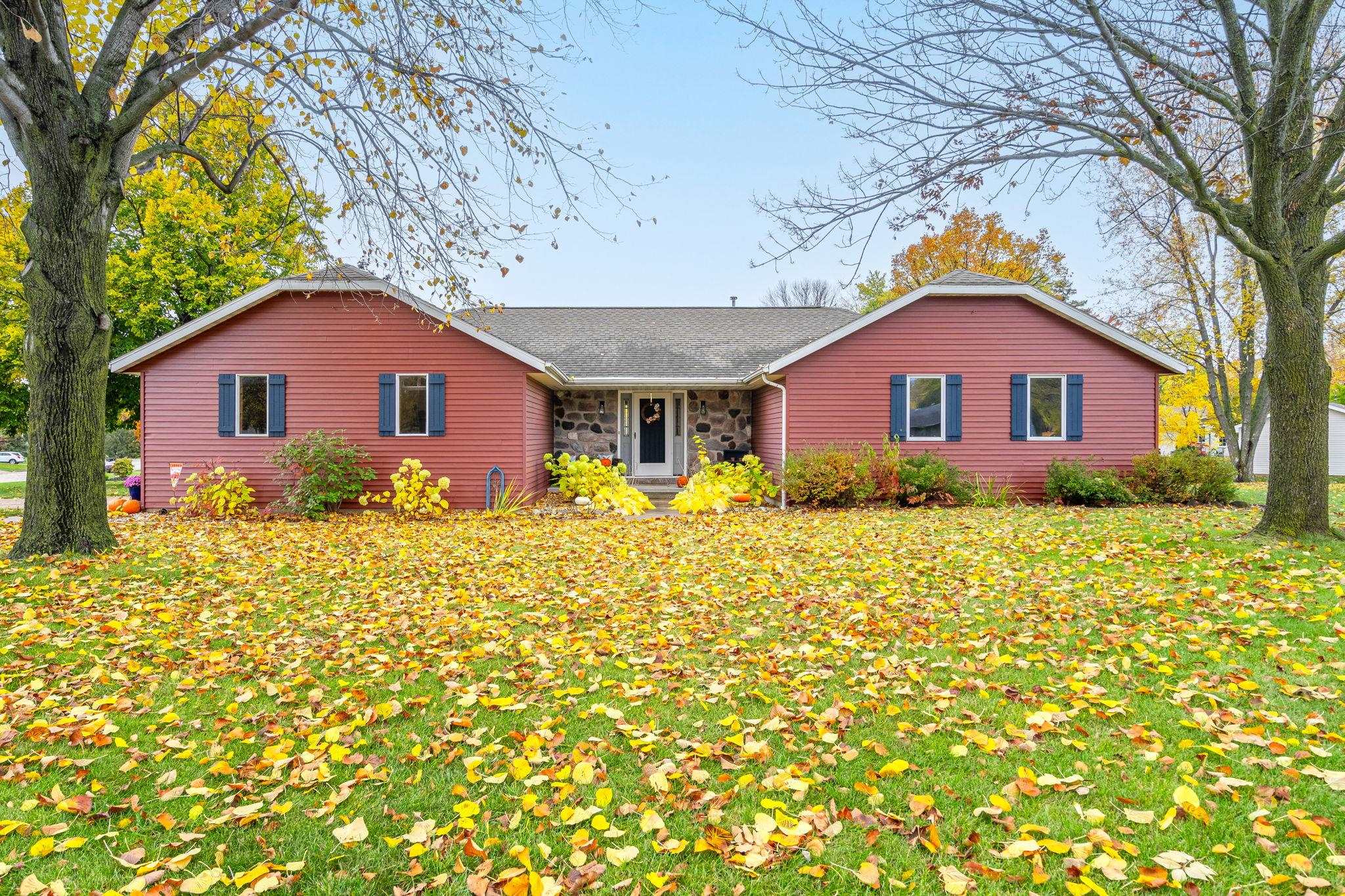 1833 MAC Court Residential for sale in GREEN BAY, Wisconsin, 50283316 54311