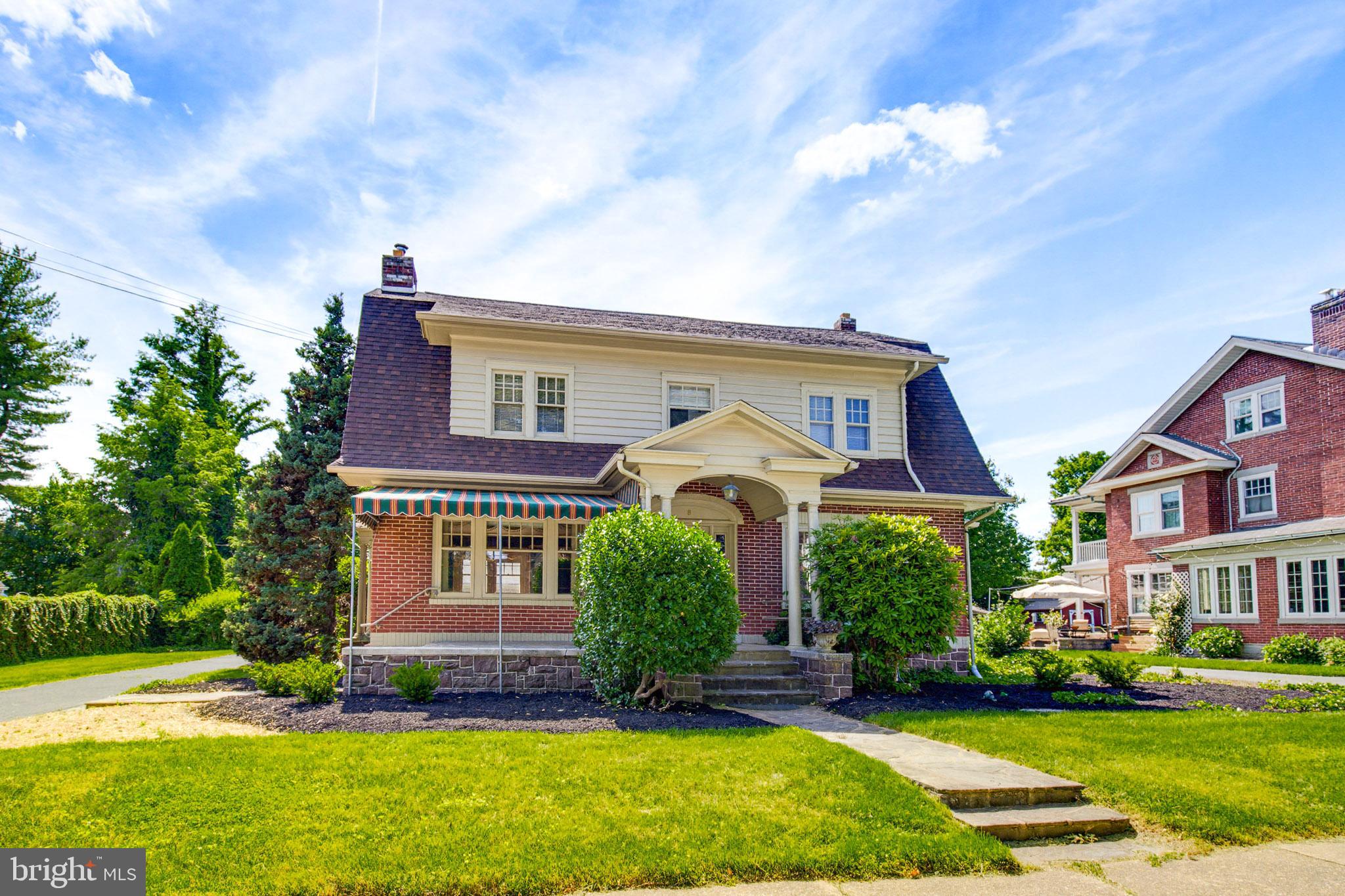 8 Mayfield Drive