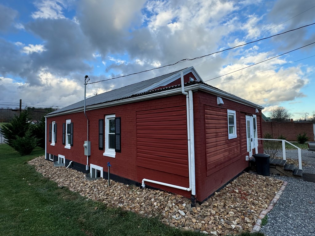 7107 W Lee Hwy