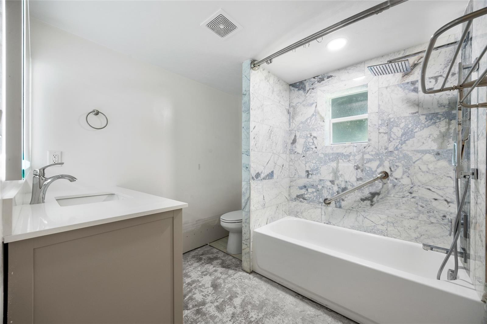 7280 Pelas Circle