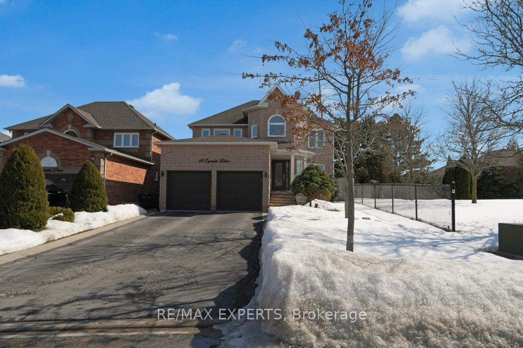 10 Esposito Dr