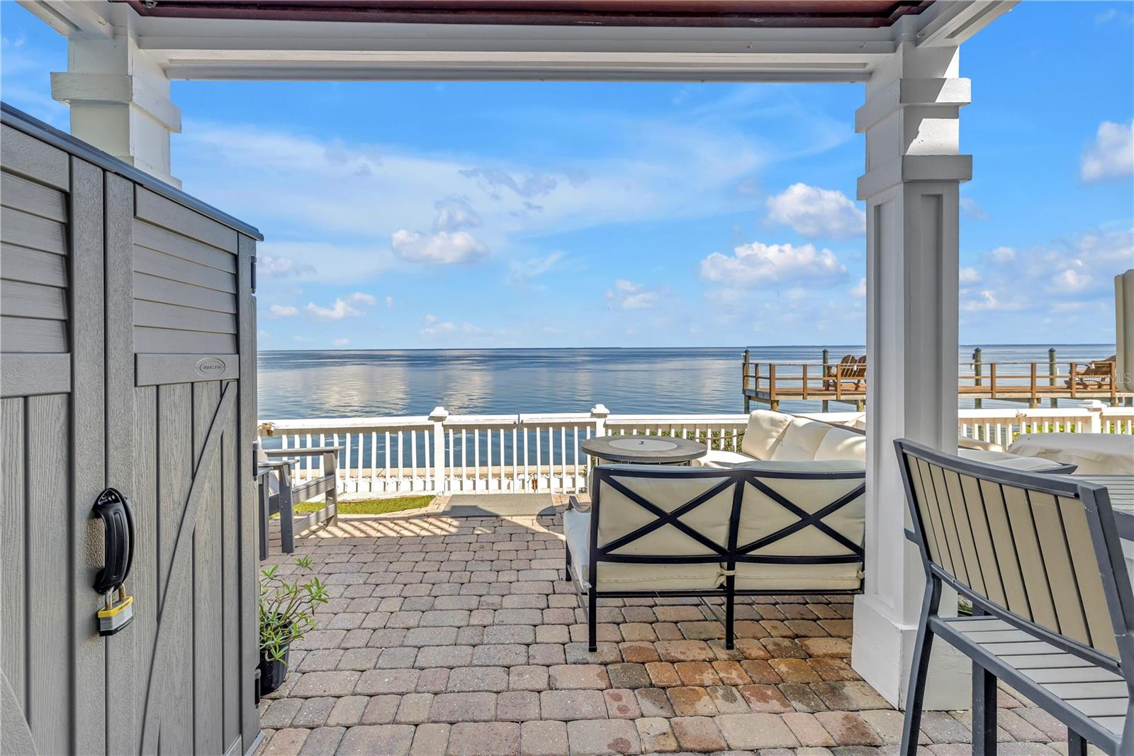 4982 Coquina Key Drive SE