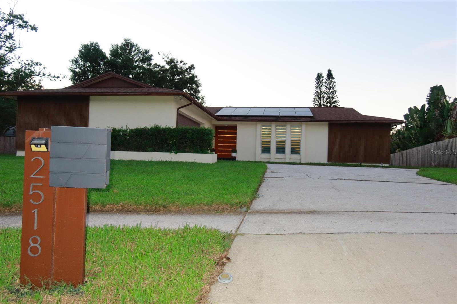 2518 Hickory Court, Clearwater, FL