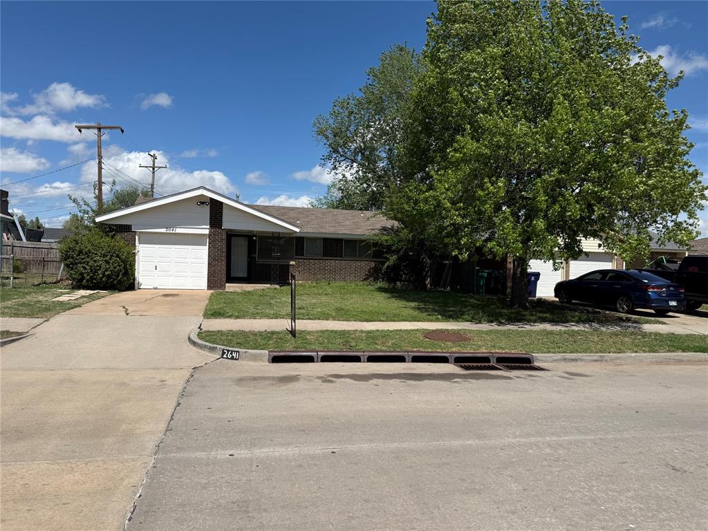 First time home buyers or nice investment property .  3 BR Home in SWOKC! floating  Wood Floors and tile in bathrooms~ Countertops, Backsplash & Floors, Stainless Steel Appliances & Plenty of Cabinets PLUS Dining Room/Eating Space; COZY Master BR w/Half Bath, WI Closet & CF; 2 BR's w/Closets ~ NICE Tiled Full Bath;