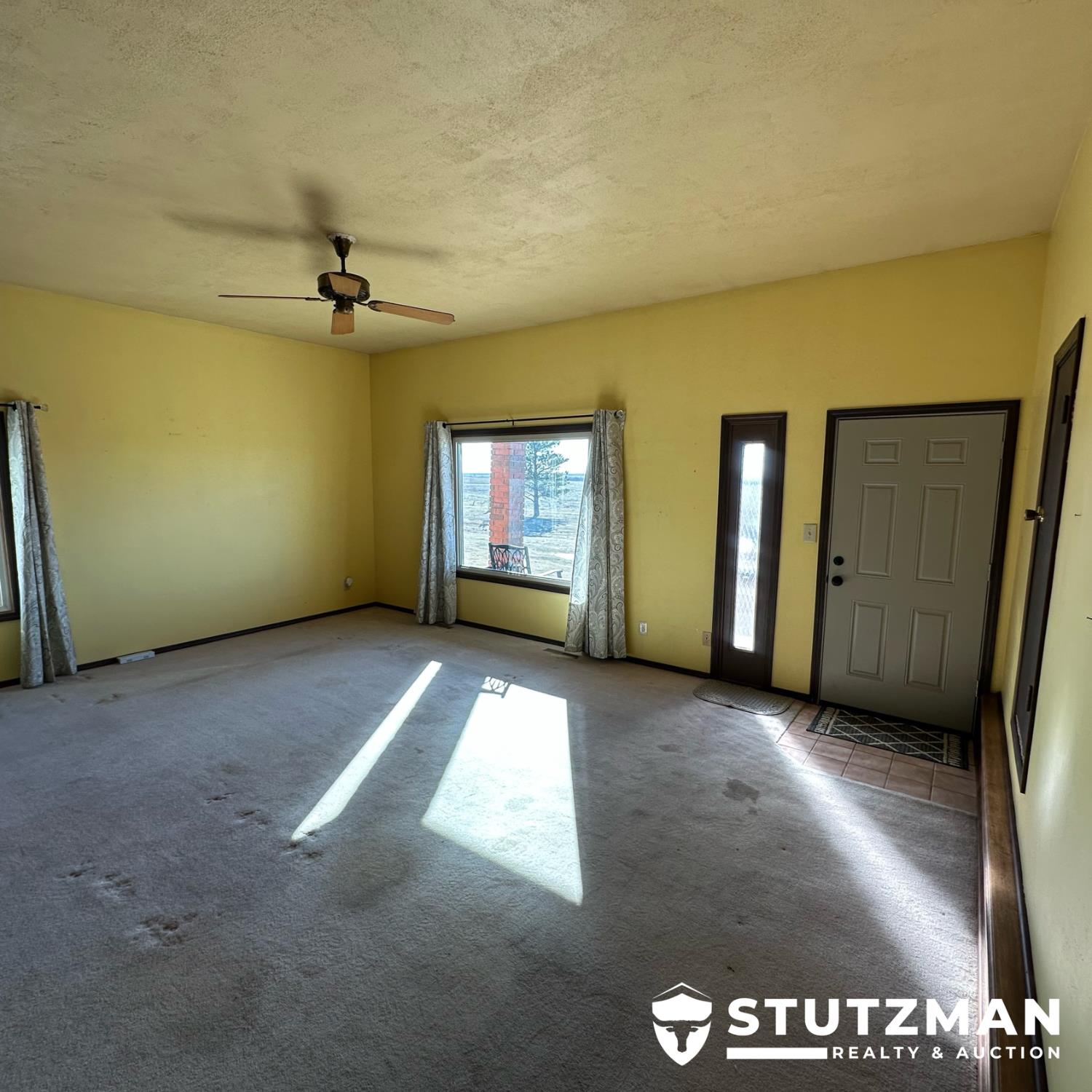 1047 Road H