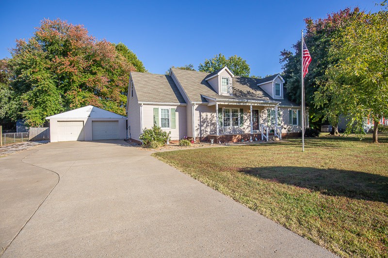 462 Deerfield Dr
